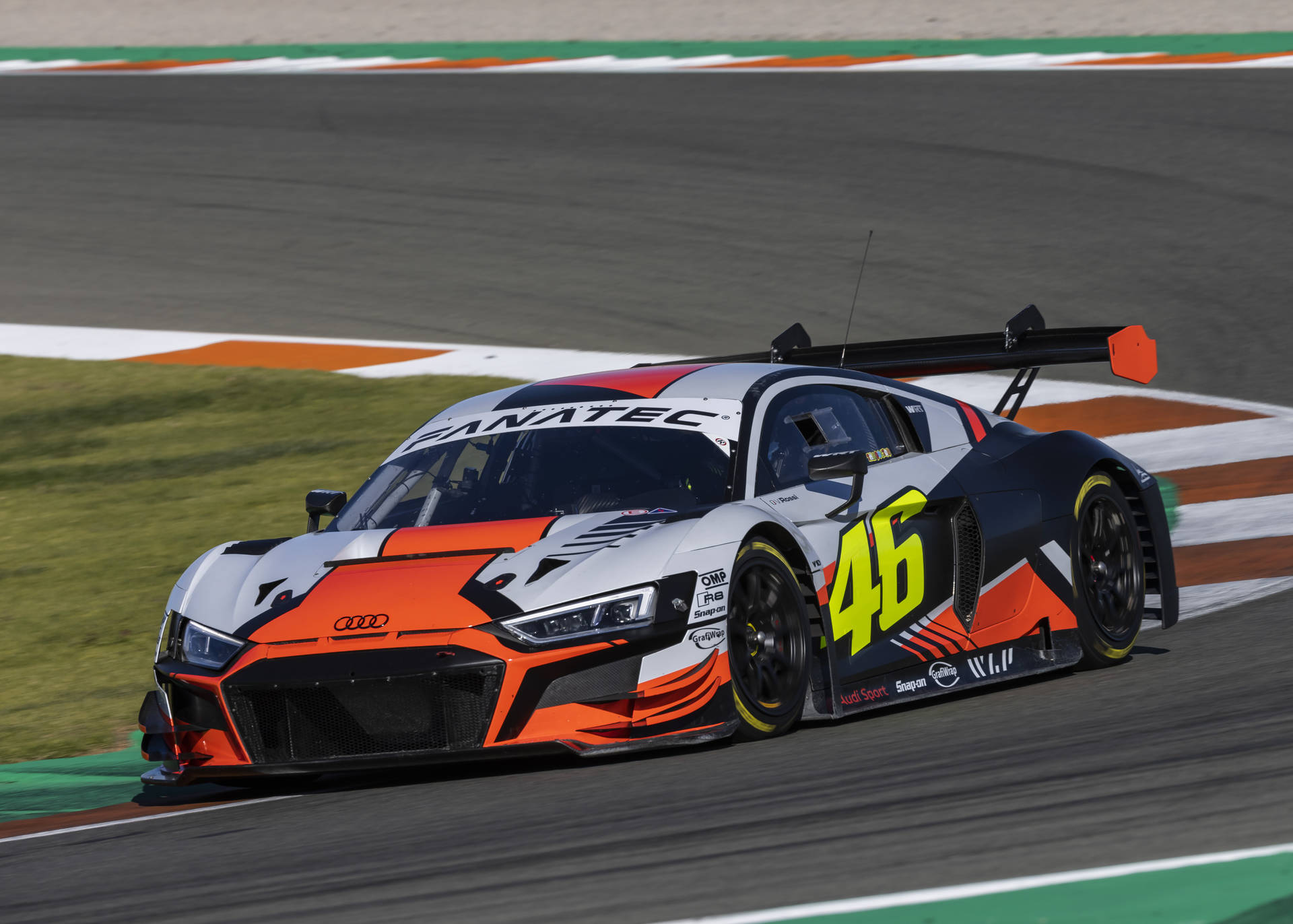 Download Valentino Rossi Audi R8 Lms