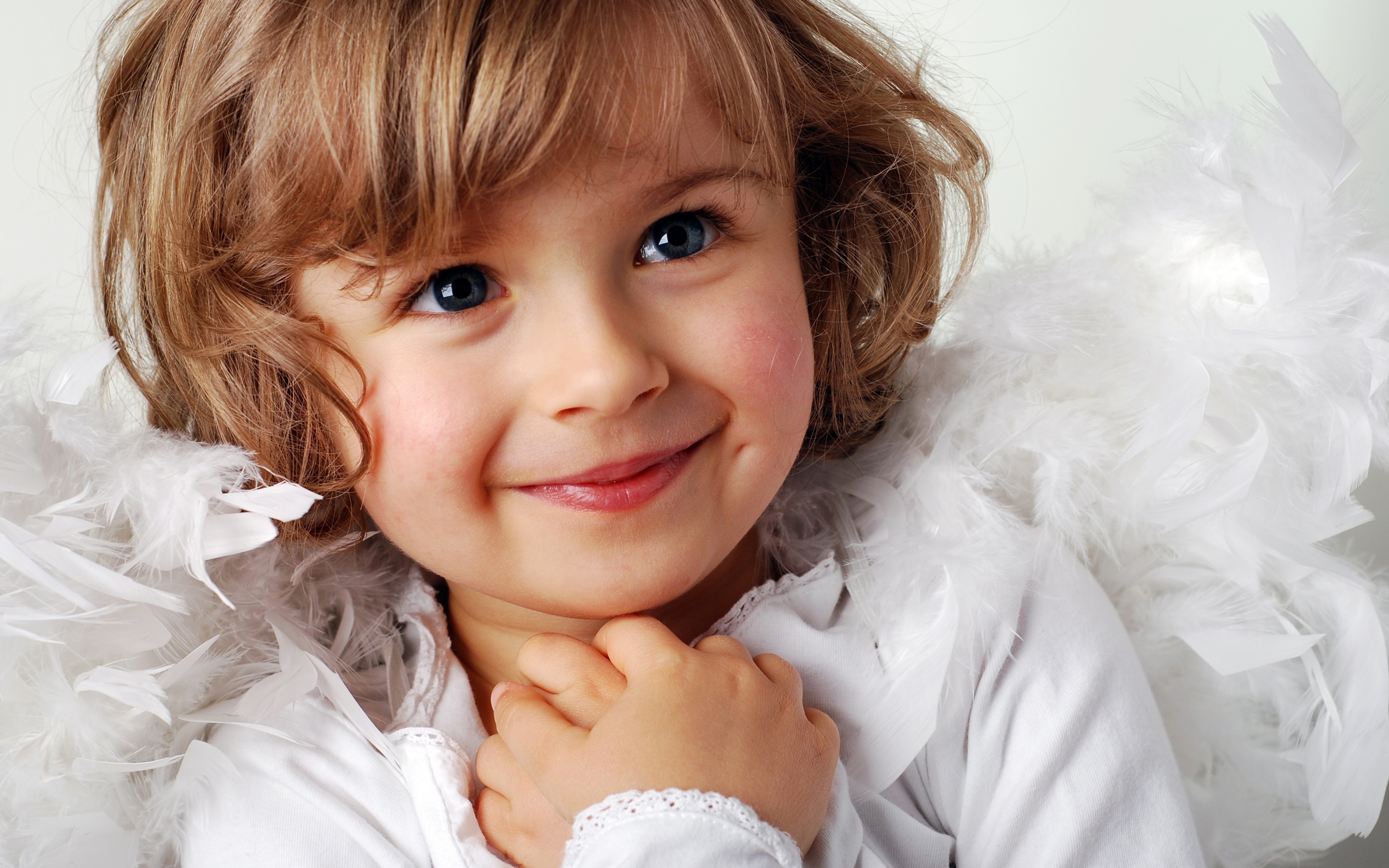 Cute Girl Wallpaper 4K, Smiling girl