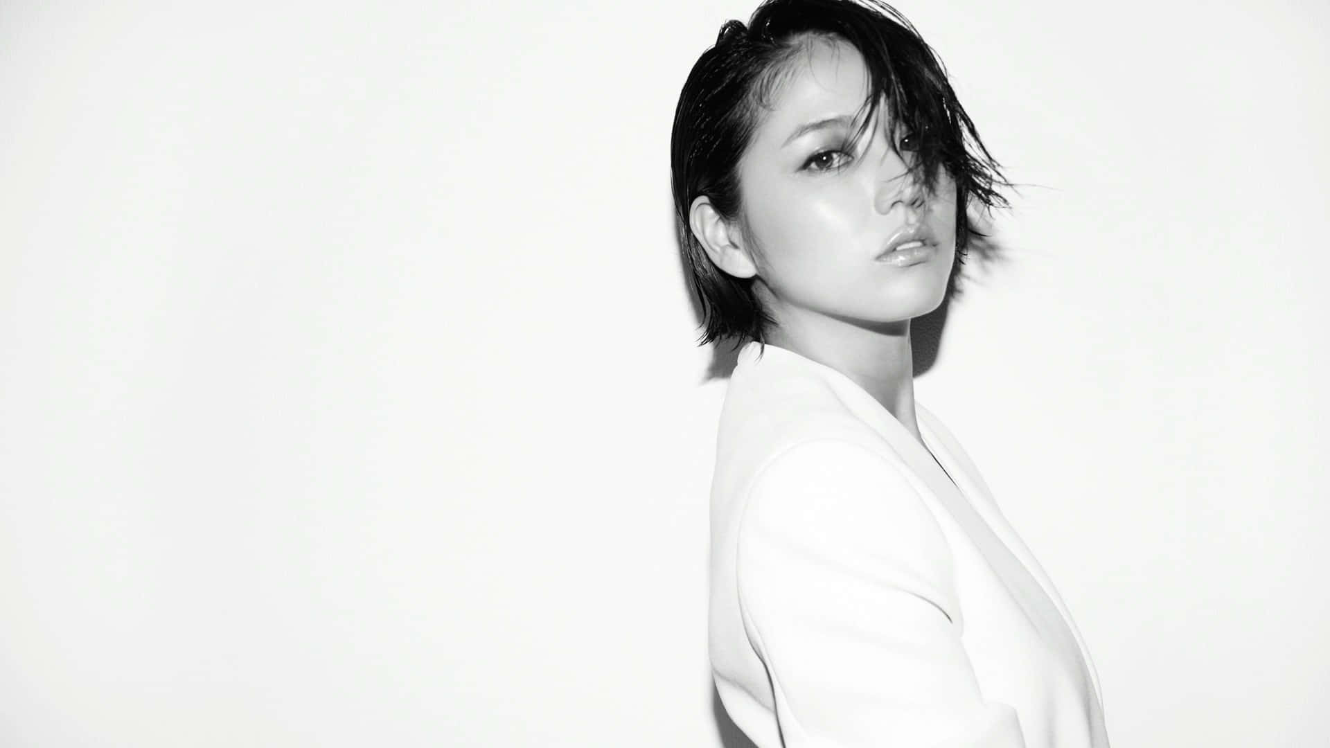 White Girl Wallpaper