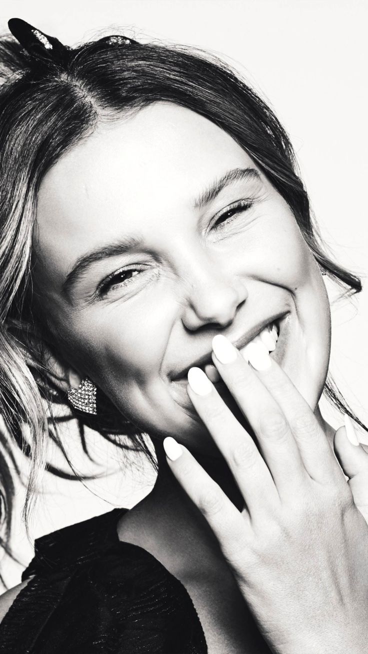 Pin en Celebrity Wallpaper