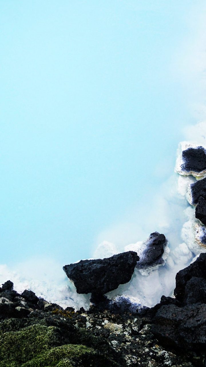 Relaxing wallpaper of Blue Lagoon