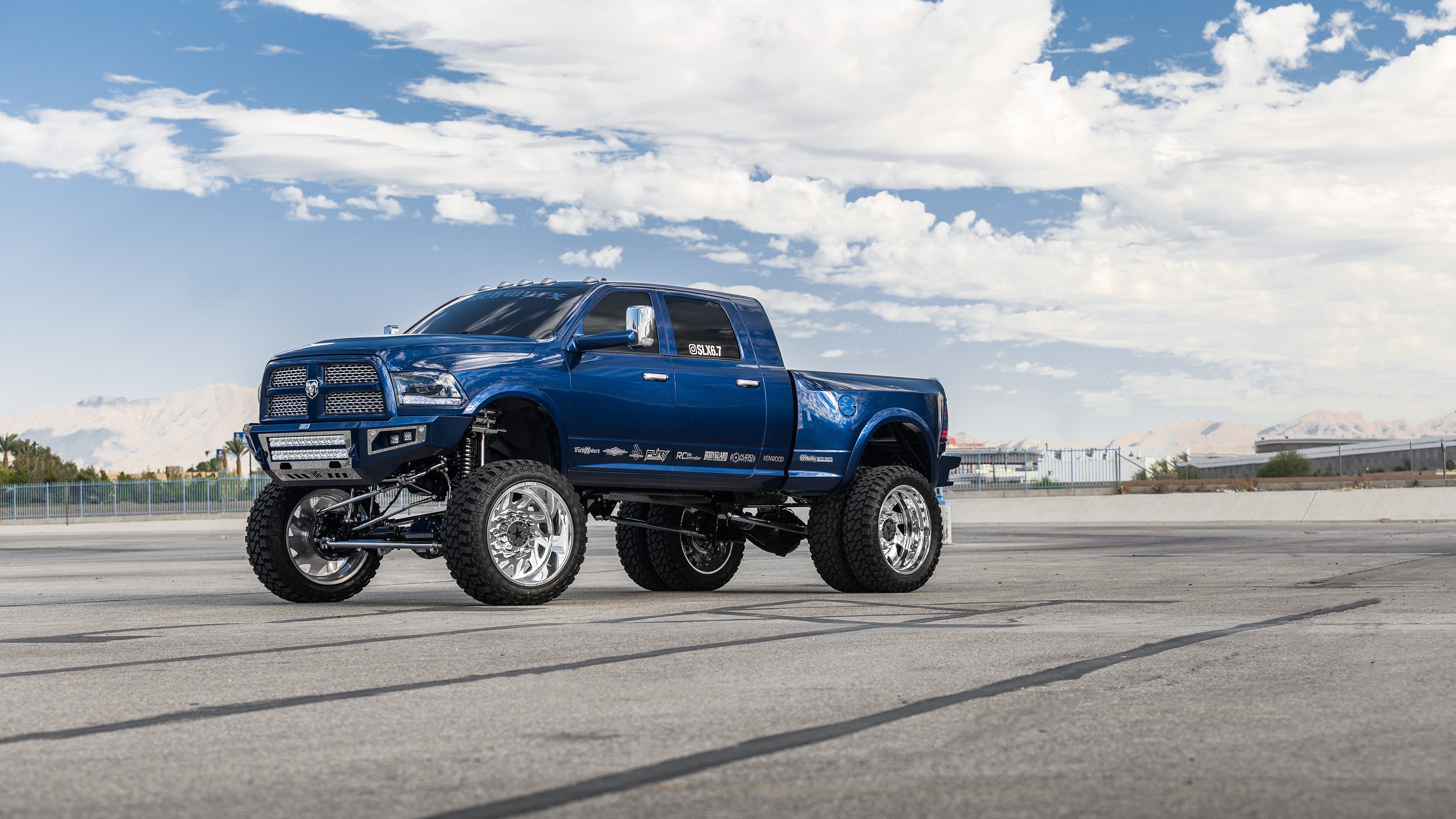 Picture Dodge Ram 3500 Pickup Blue