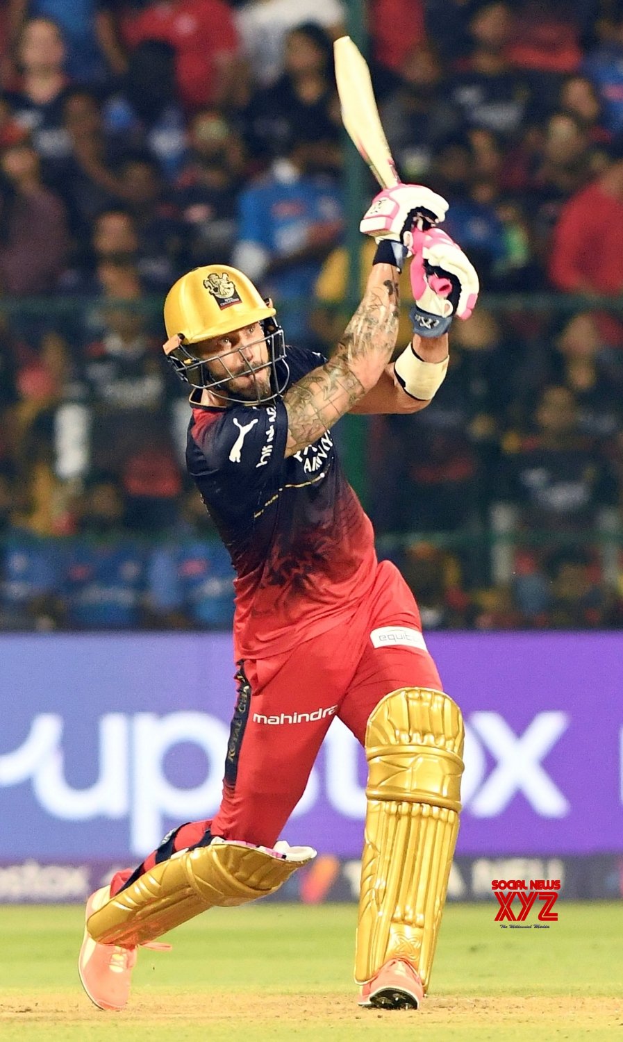RCB's captain Faf du Plessis in action