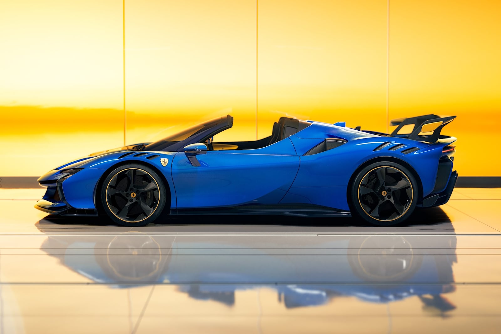 2024 Ferrari SF90 XX Spider Exterior