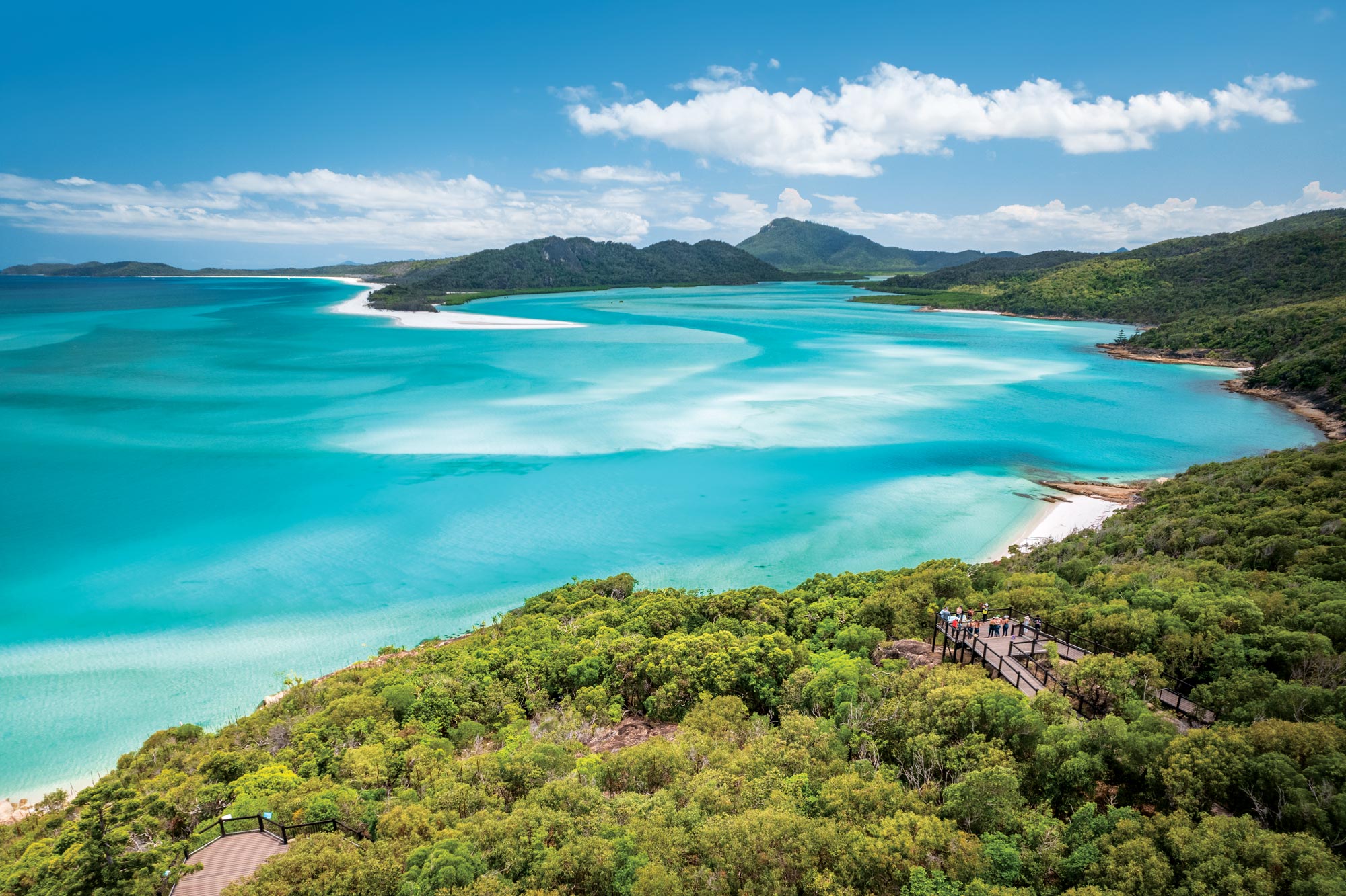 Sailing the Whitsunday Islands