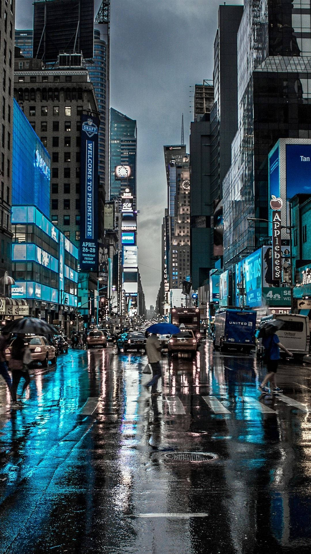 People Walking Wallpaper