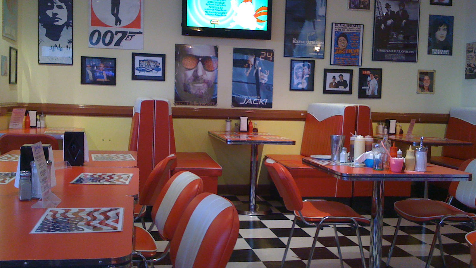 American Diner Wallpaper