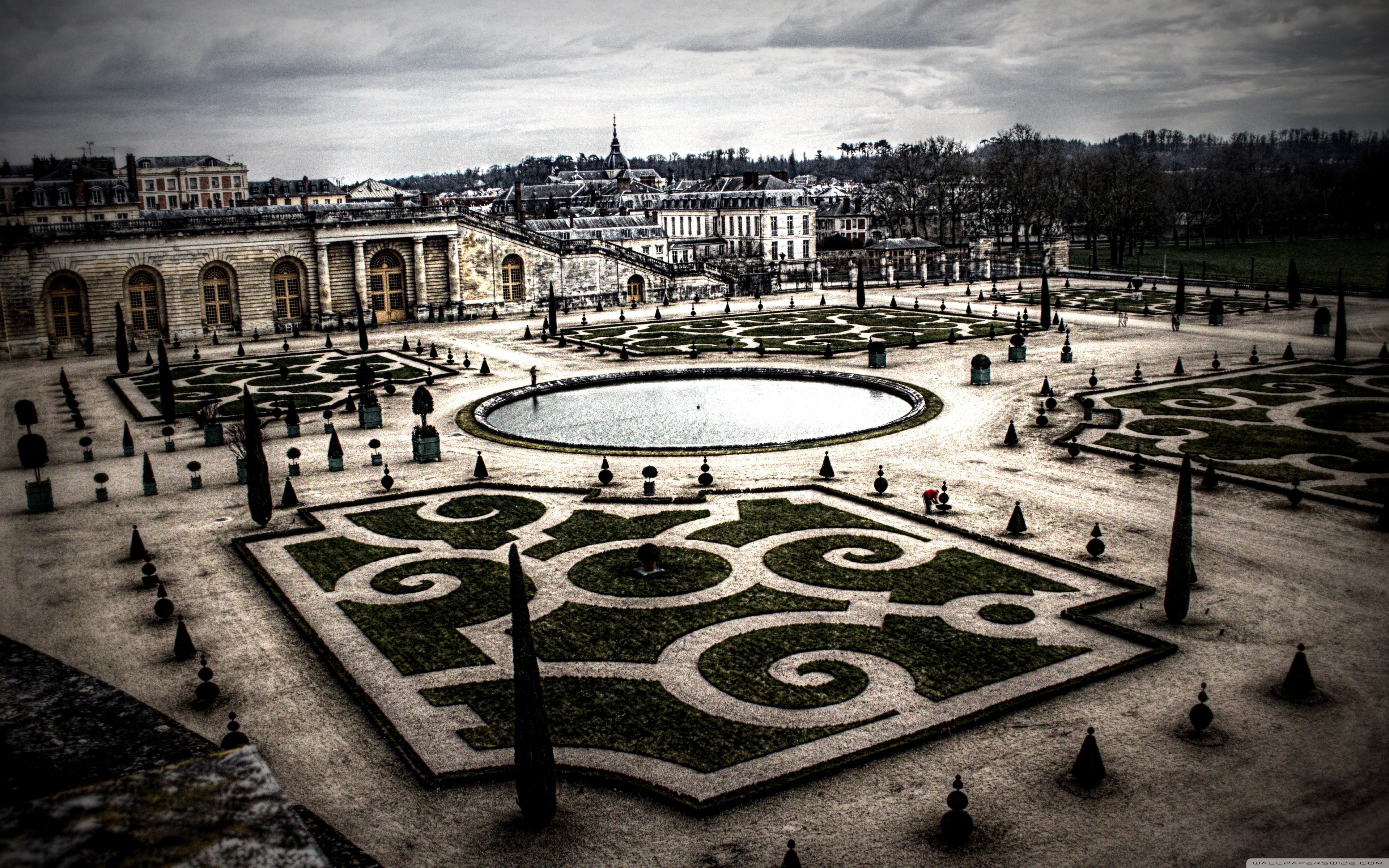 Palace of Versailles Garden Ultra HD