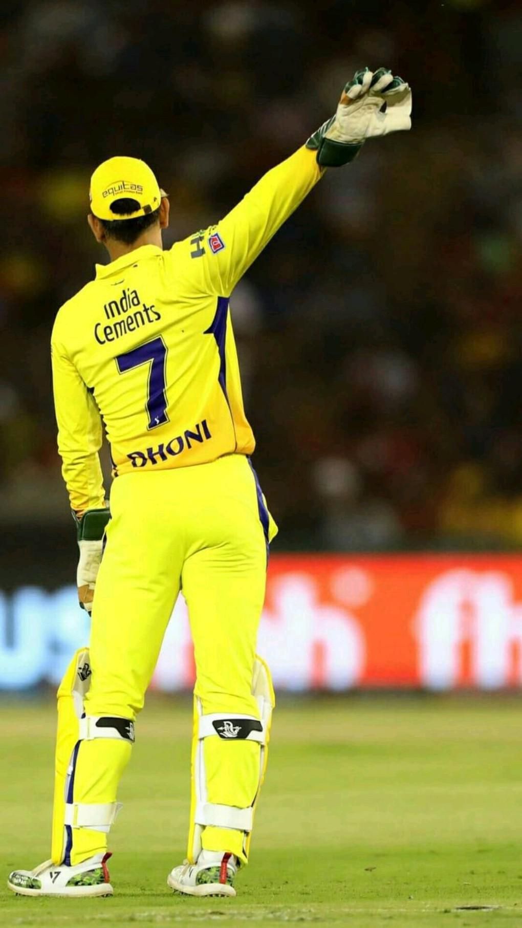 Dhoni Wallpaper for Mobile