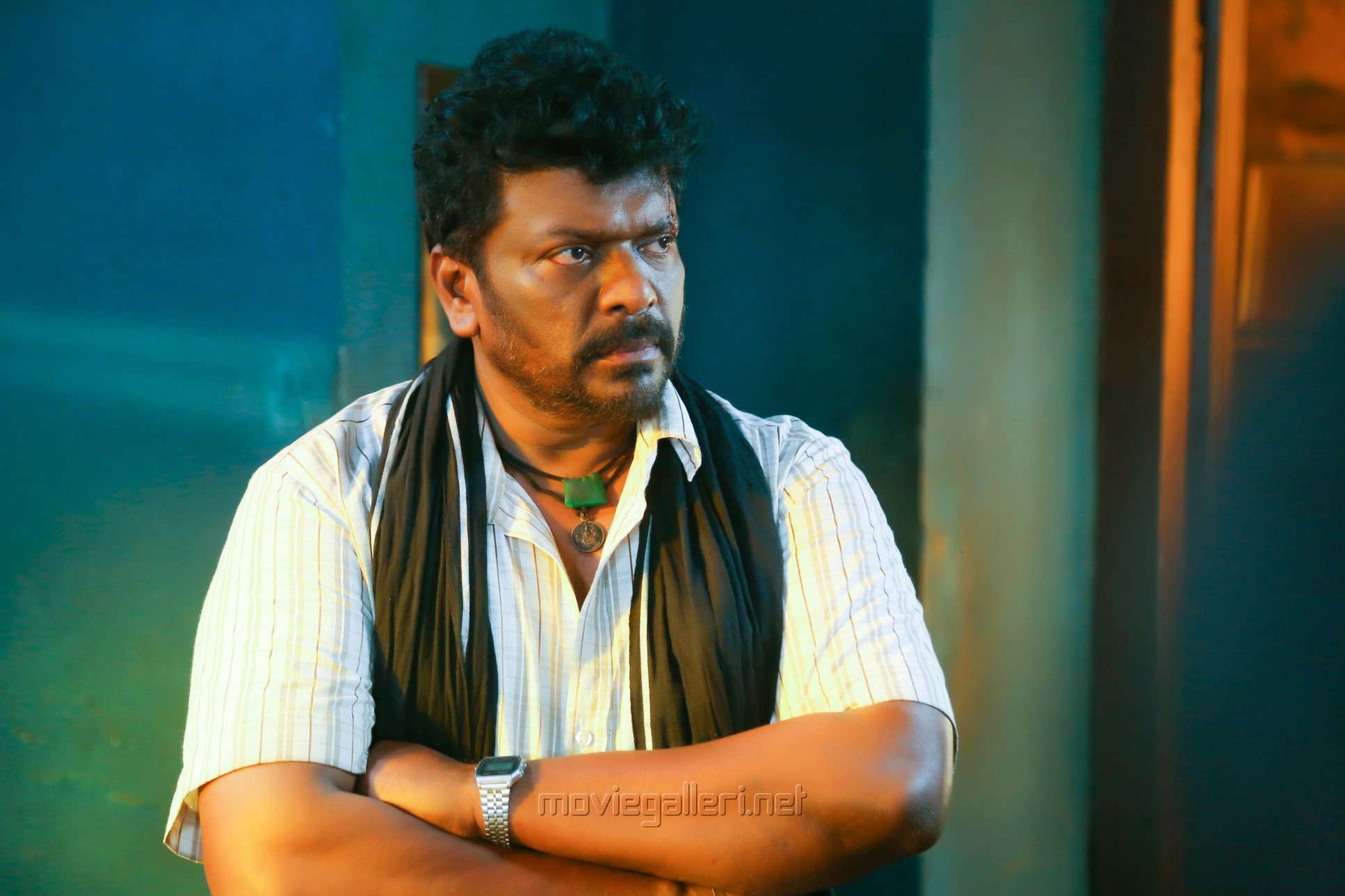R Parthiban Oththa Seruppu Size 7 Movie