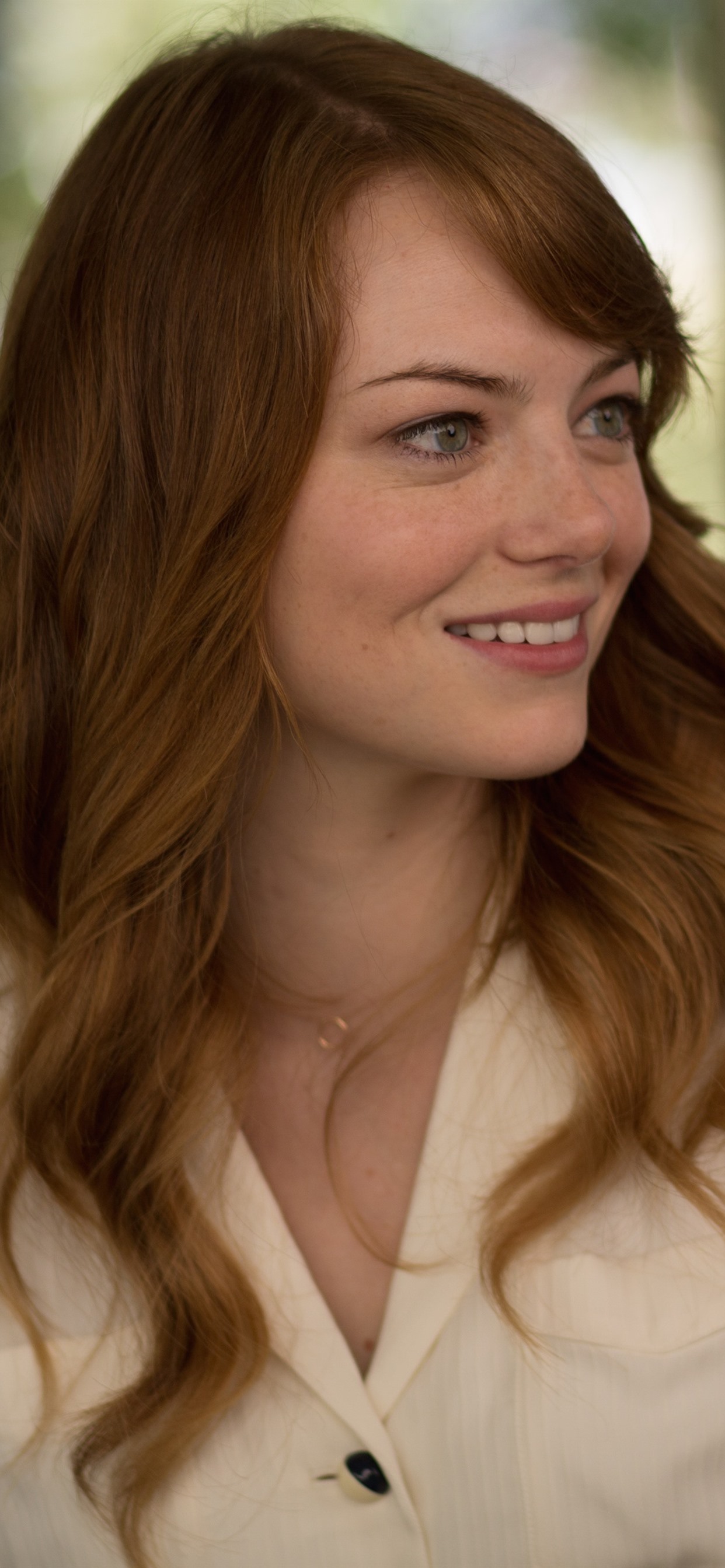 Emma Stone 12 1242x2688 iPhone 11 Pro