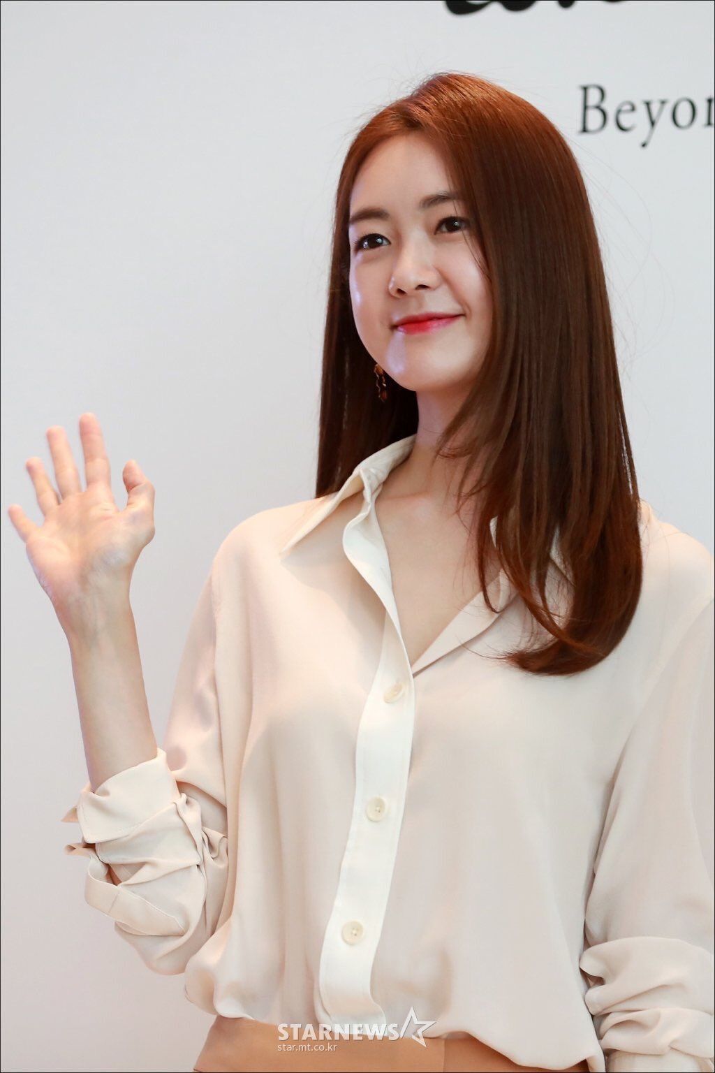 Lee yo won 2018. คนดัง