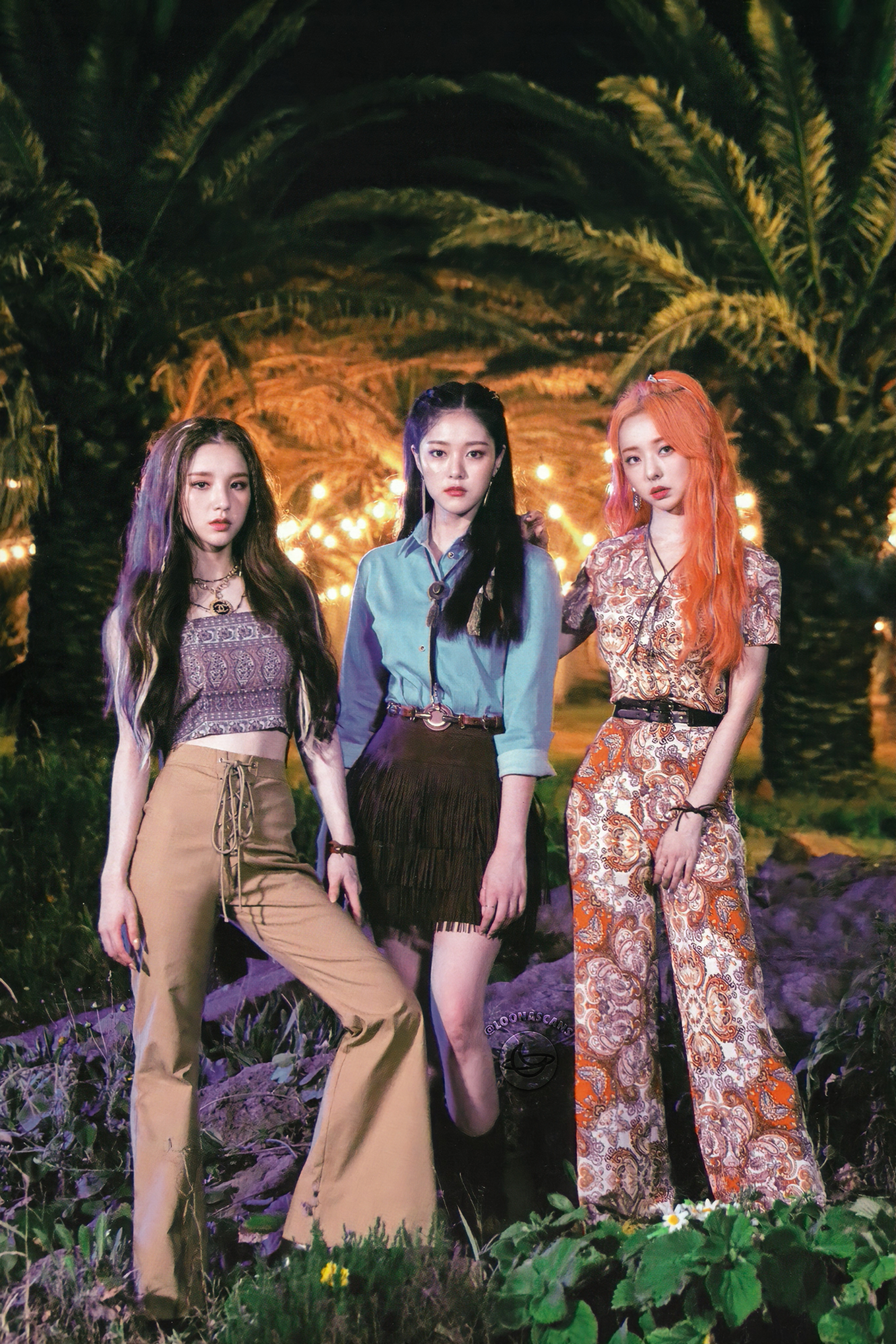 loona scans - 12:00 Album Scans