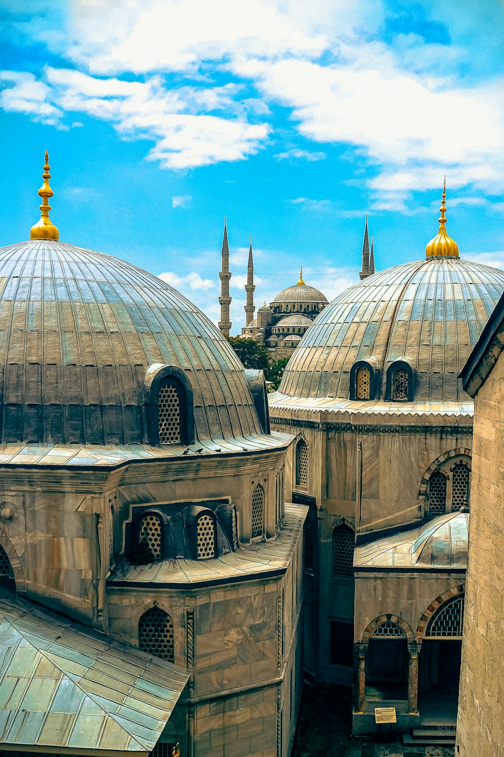 1K+ Blue Mosque Picture. Download