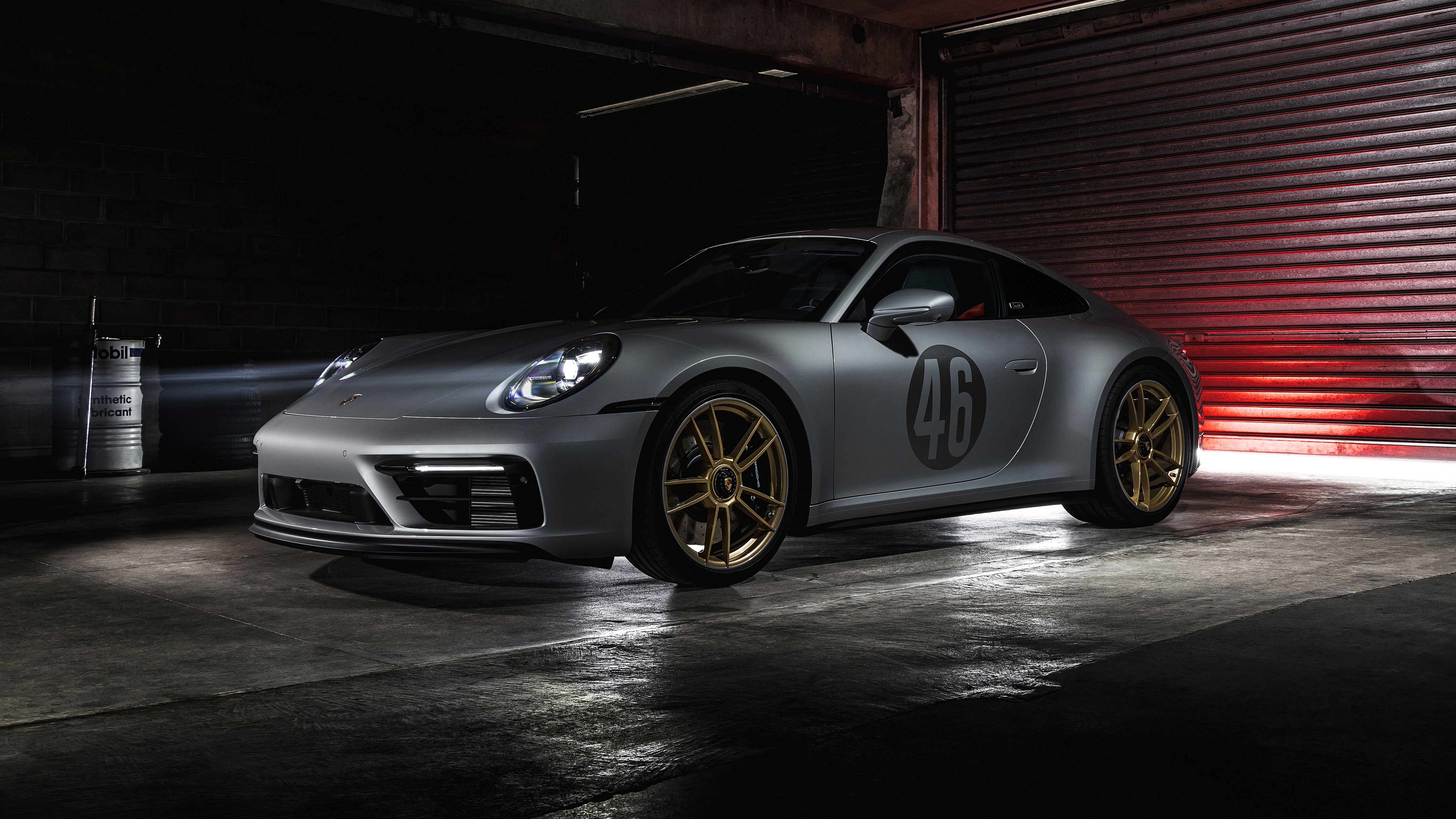 Porsche 911 Carrera GTS Le Mans