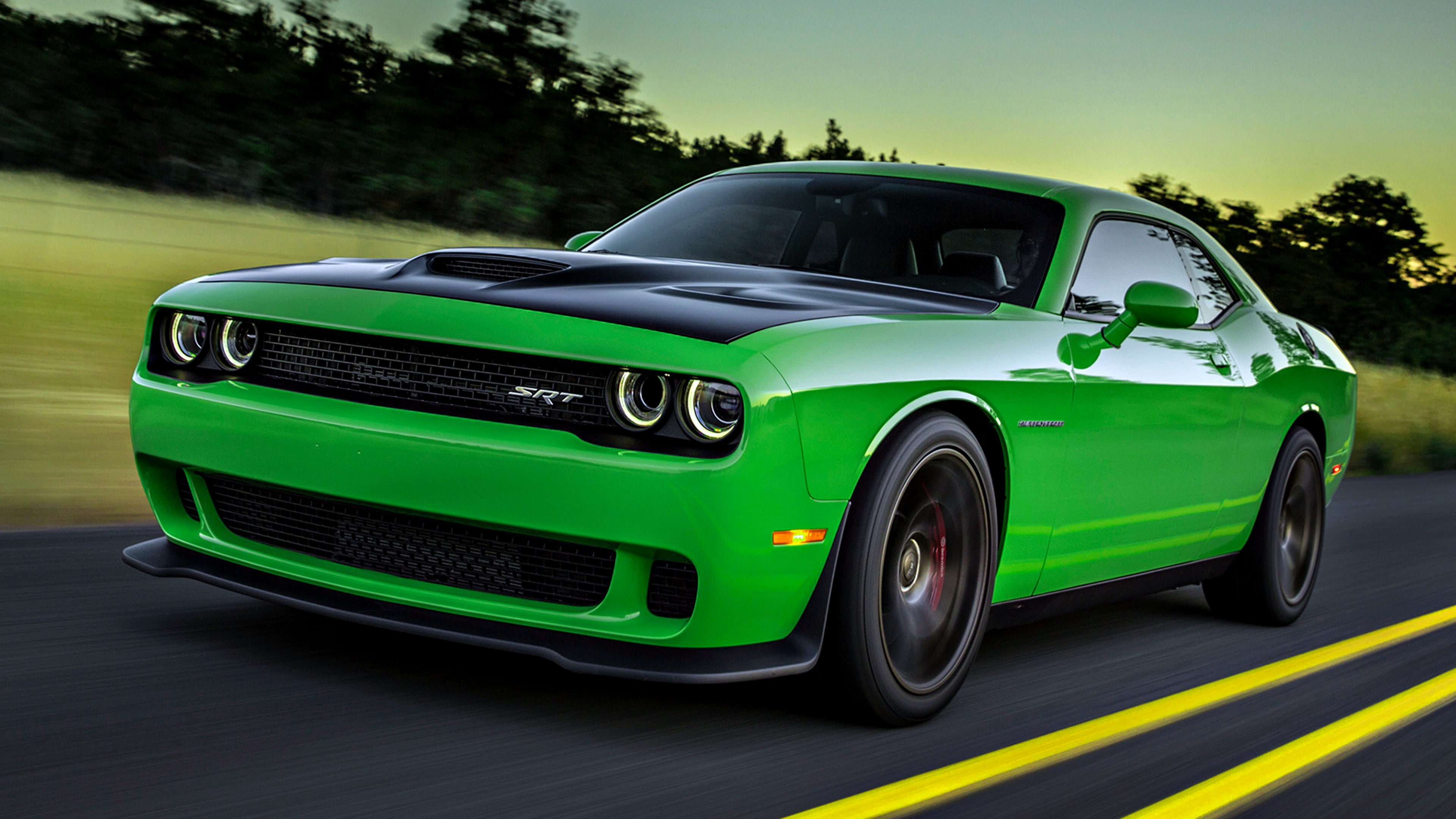 Dodge Challenger Srt Hellcat wallpaper