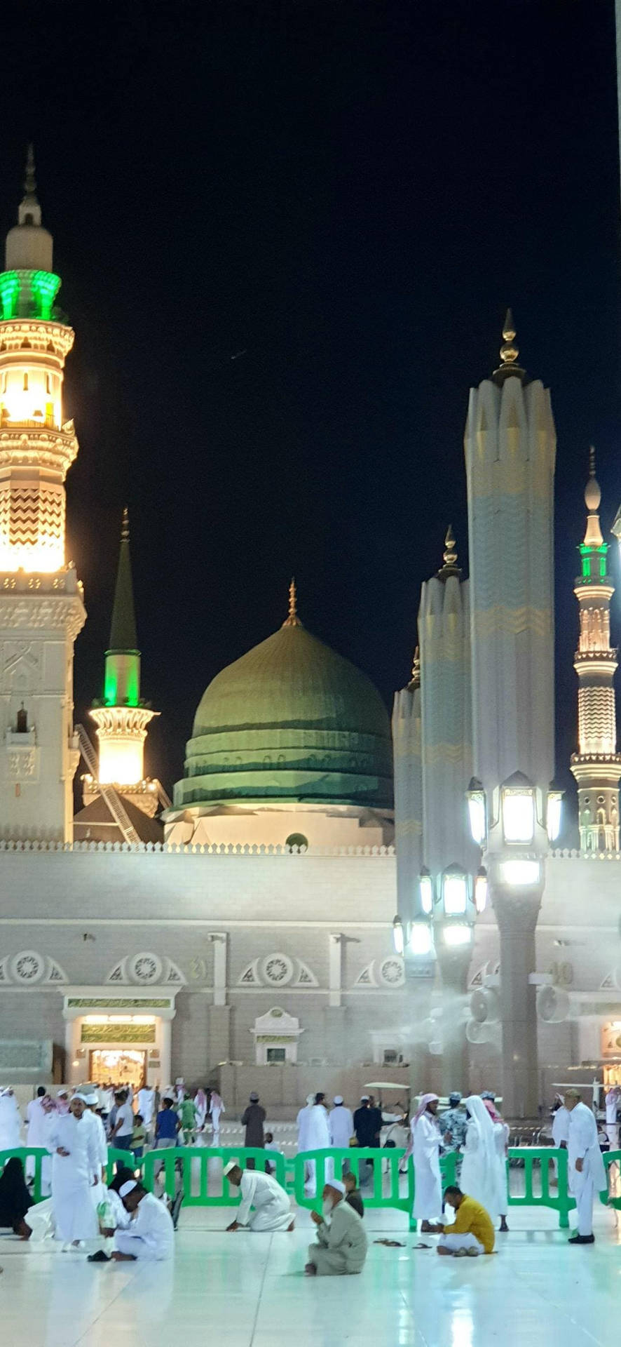 Green Dome At Night Wallpaper