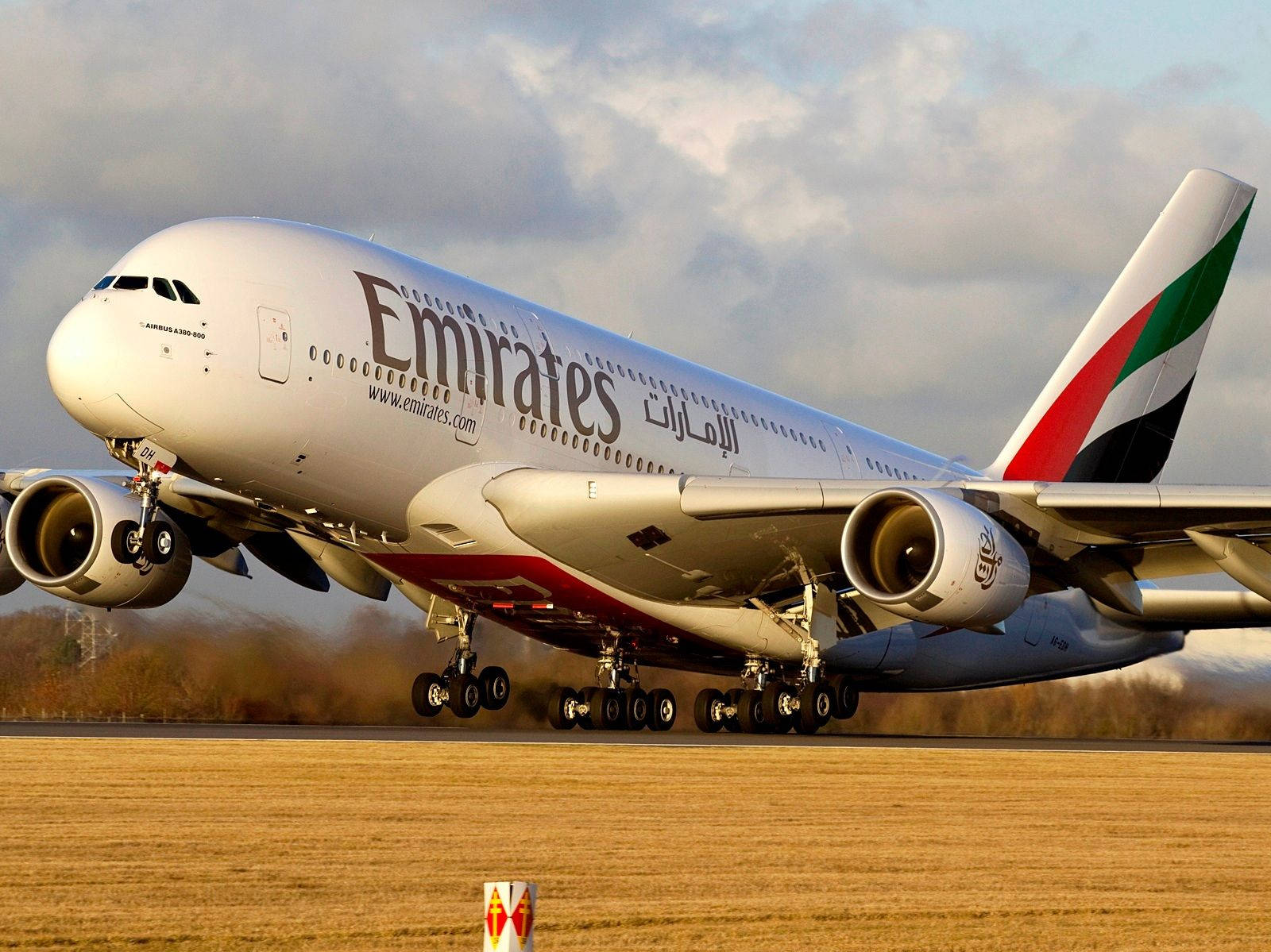 Emirates Wallpaper