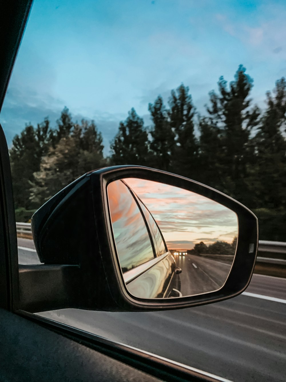 30,Car Mirror Picture. Download