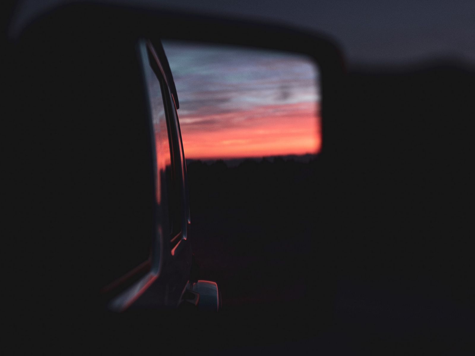 Download wallpaper 1600x1200 car