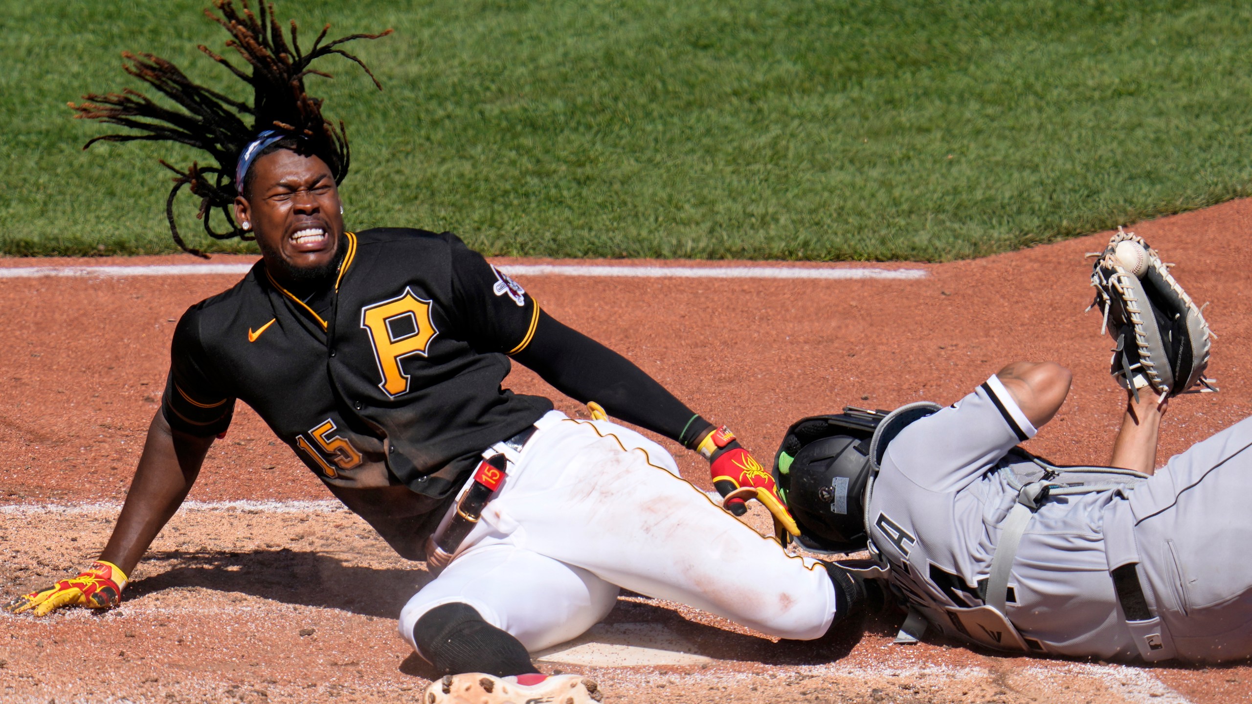 Pirates shortstop Oneil Cruz remains