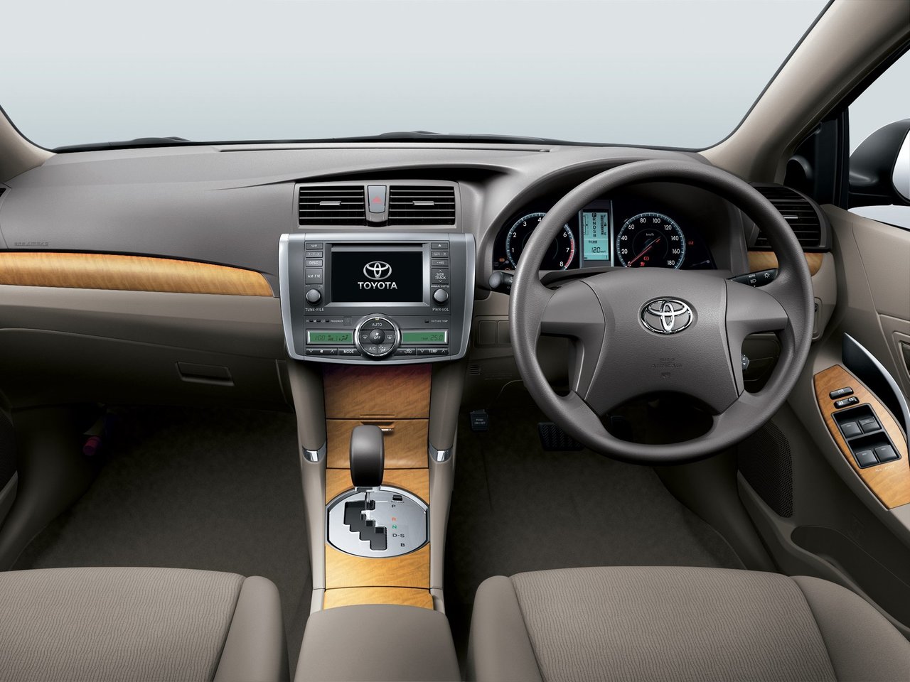 interior and exterior Toyota Allion II