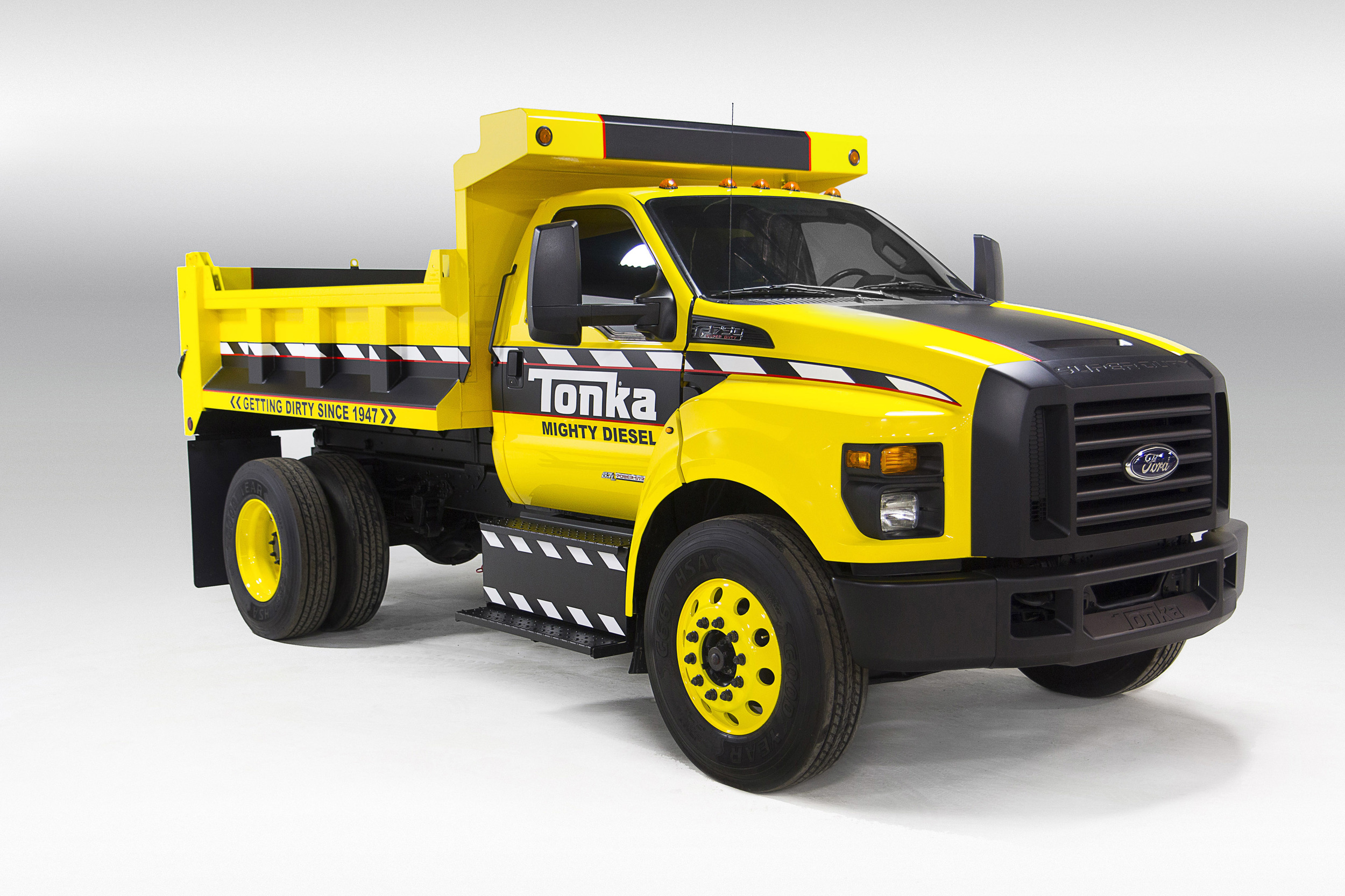 Ford F 750 Tonka Dump Truck Photo
