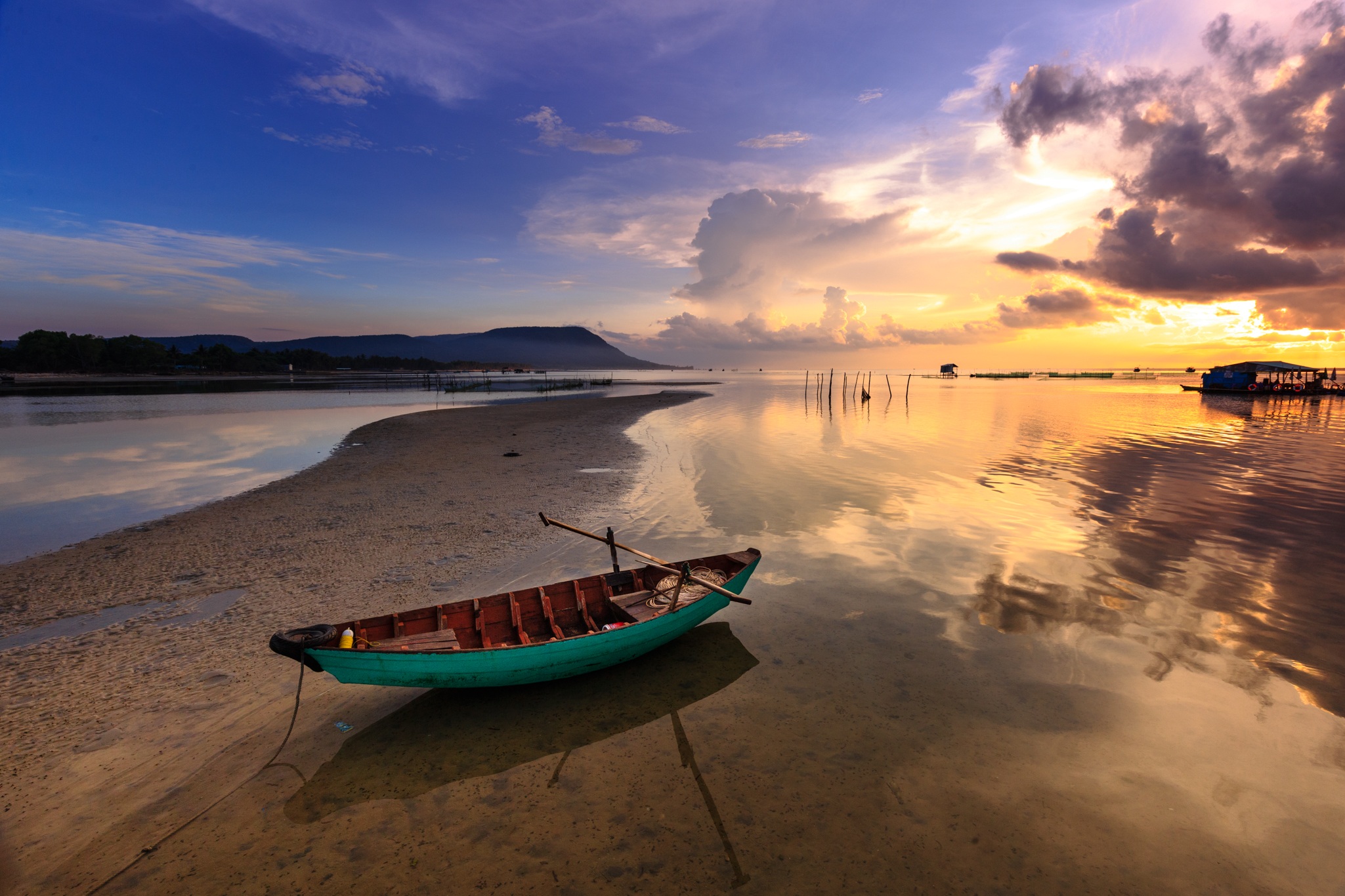 Fishing Boat wallpaper for desktop