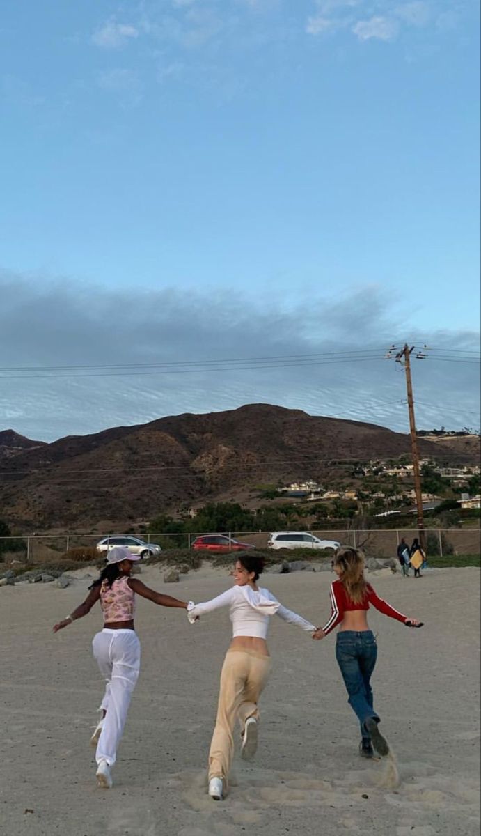 aesthetic #wallpaper #friends