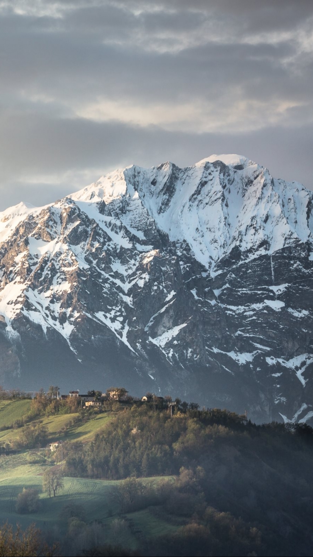 Mount Everest Phone Wallpaper