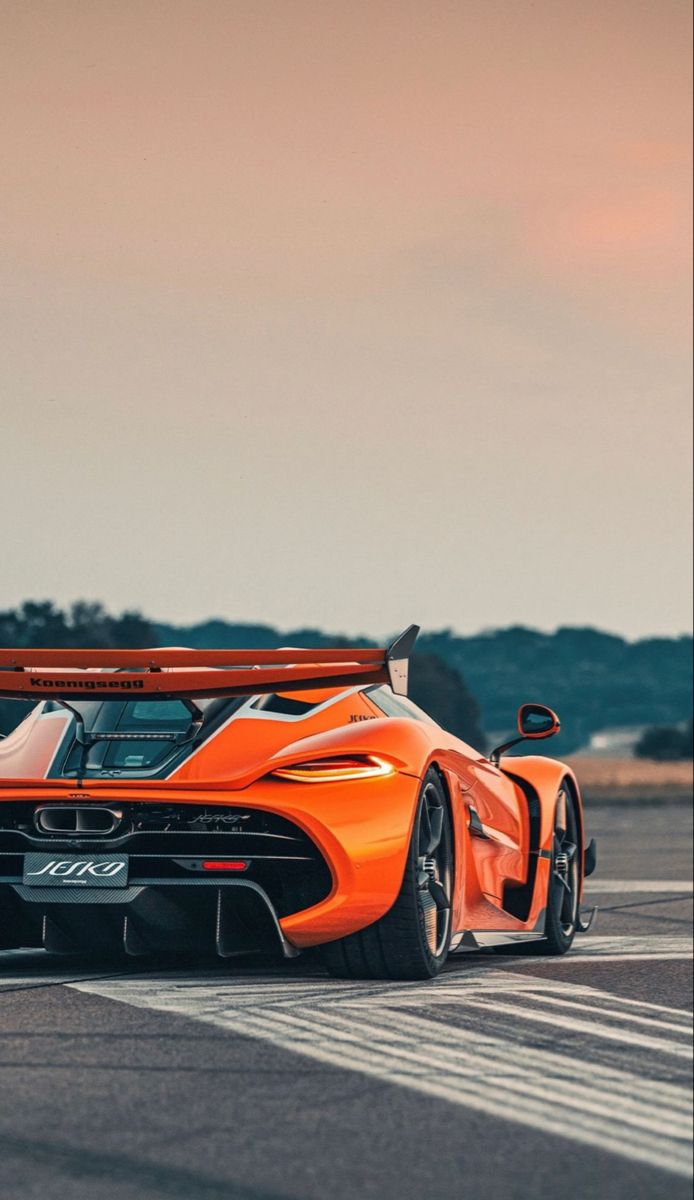 Koenigsegg Jesko (Wallpaper HD)