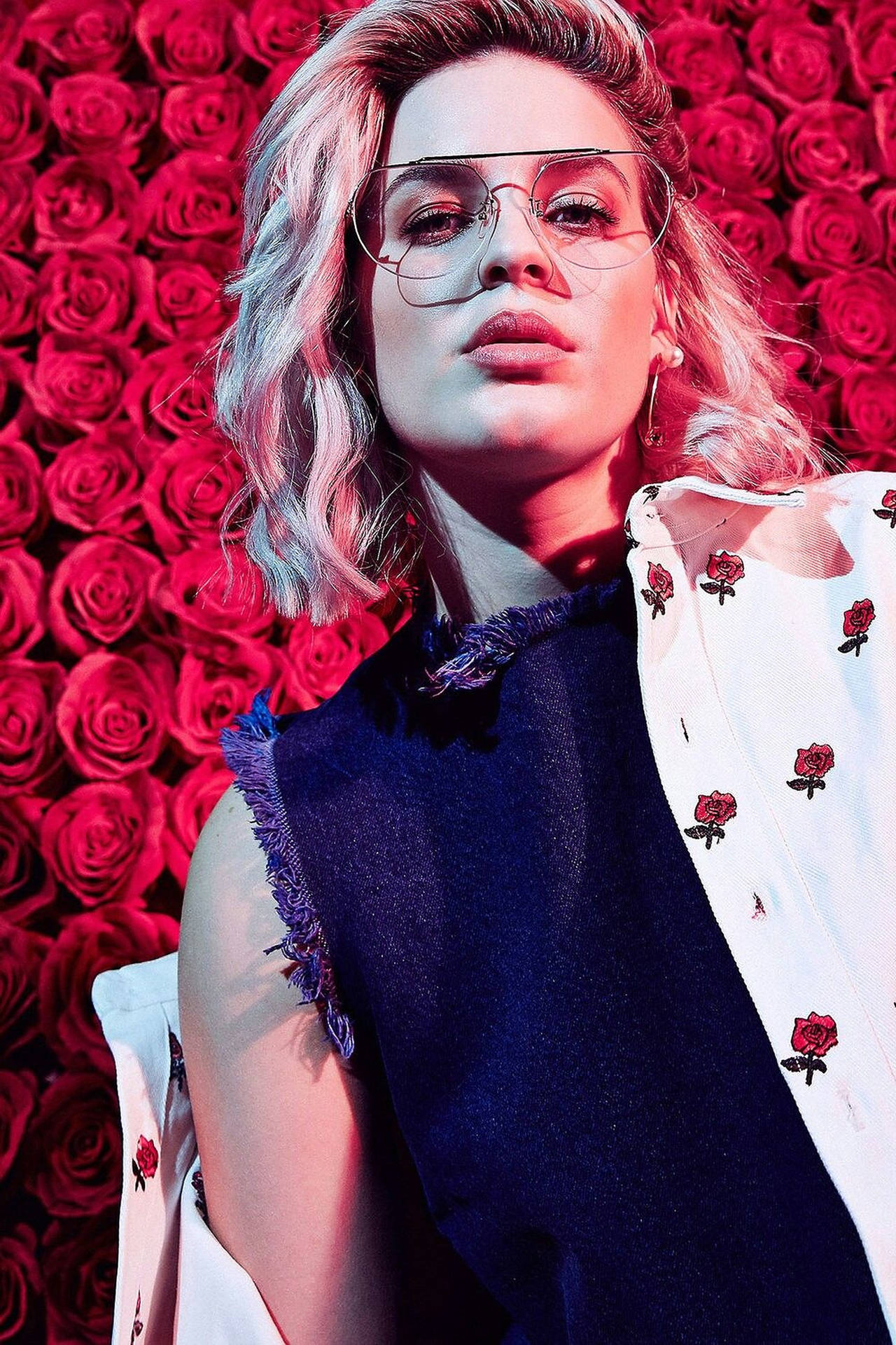 Download Anne Marie Red Roses Wallpaper