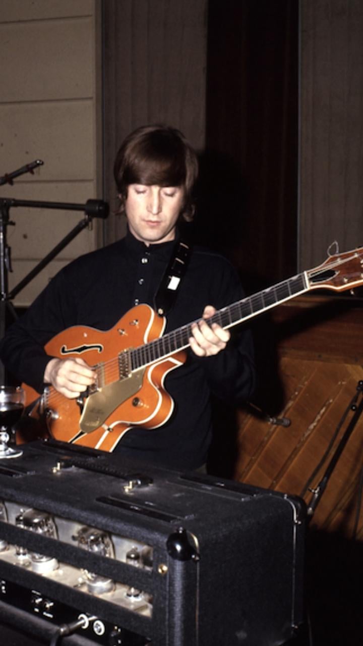 My John Lennon Wallpaper!