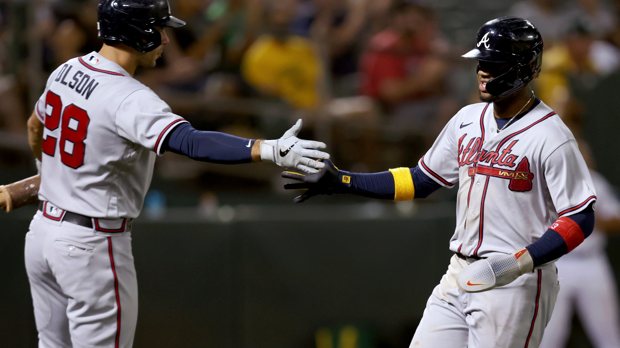 Olson HR vs former team, surging Braves