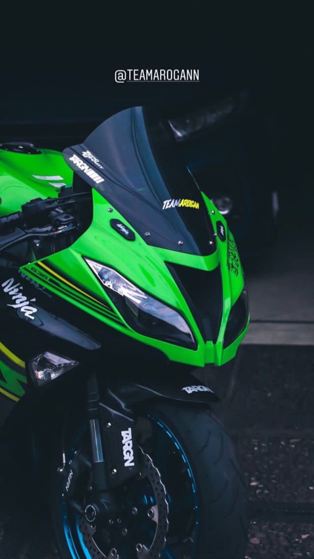 Kawasaki Ninja 300 iPhone Wallpaper