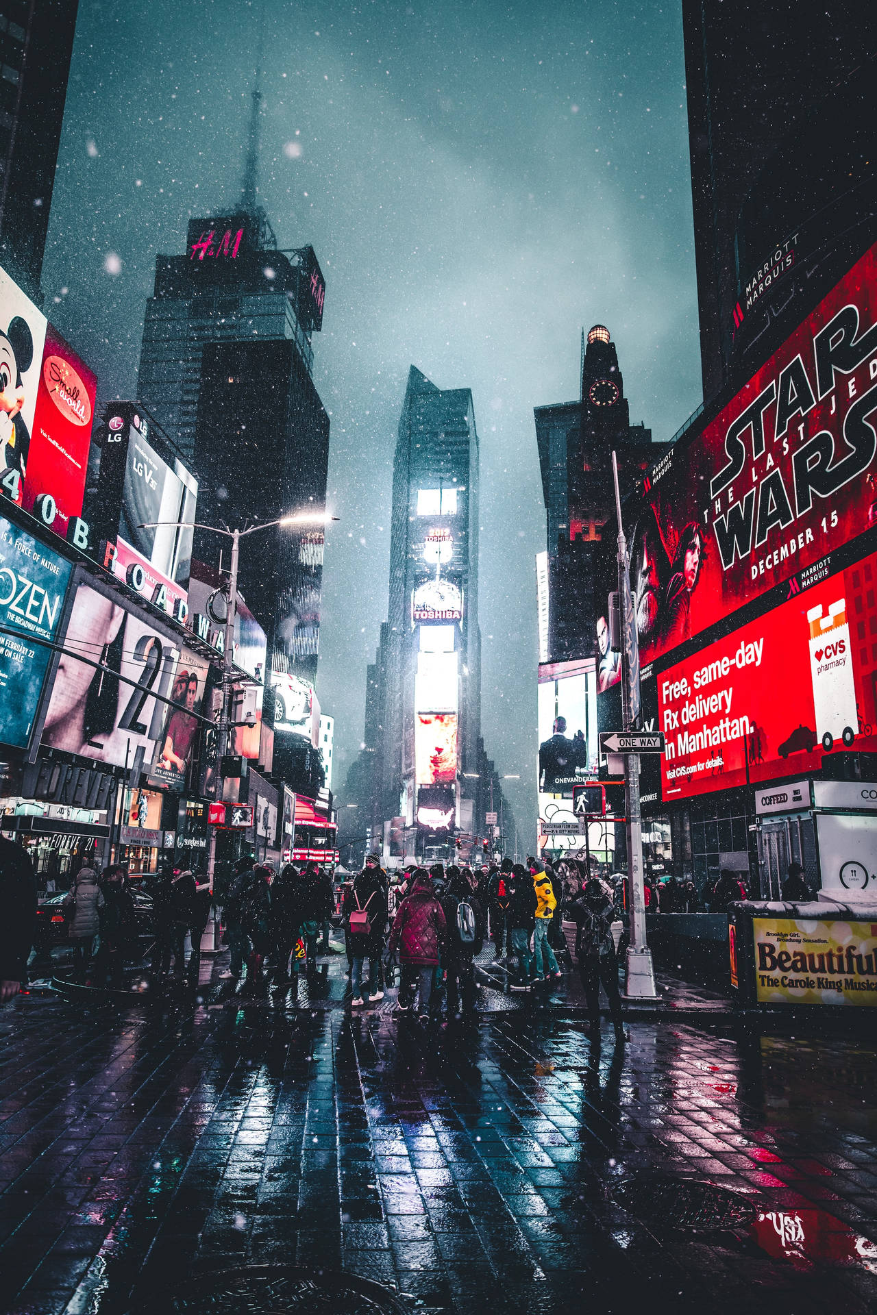 City Night in Time Square Wallpaper