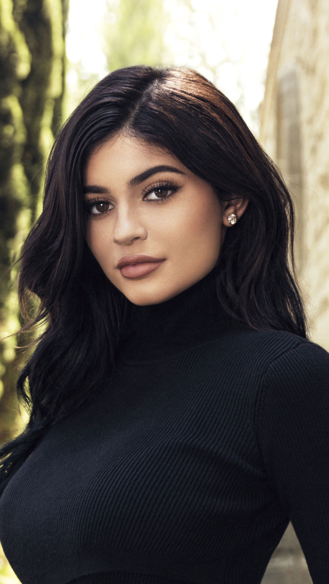 Download Kylie Jenner wallpaper