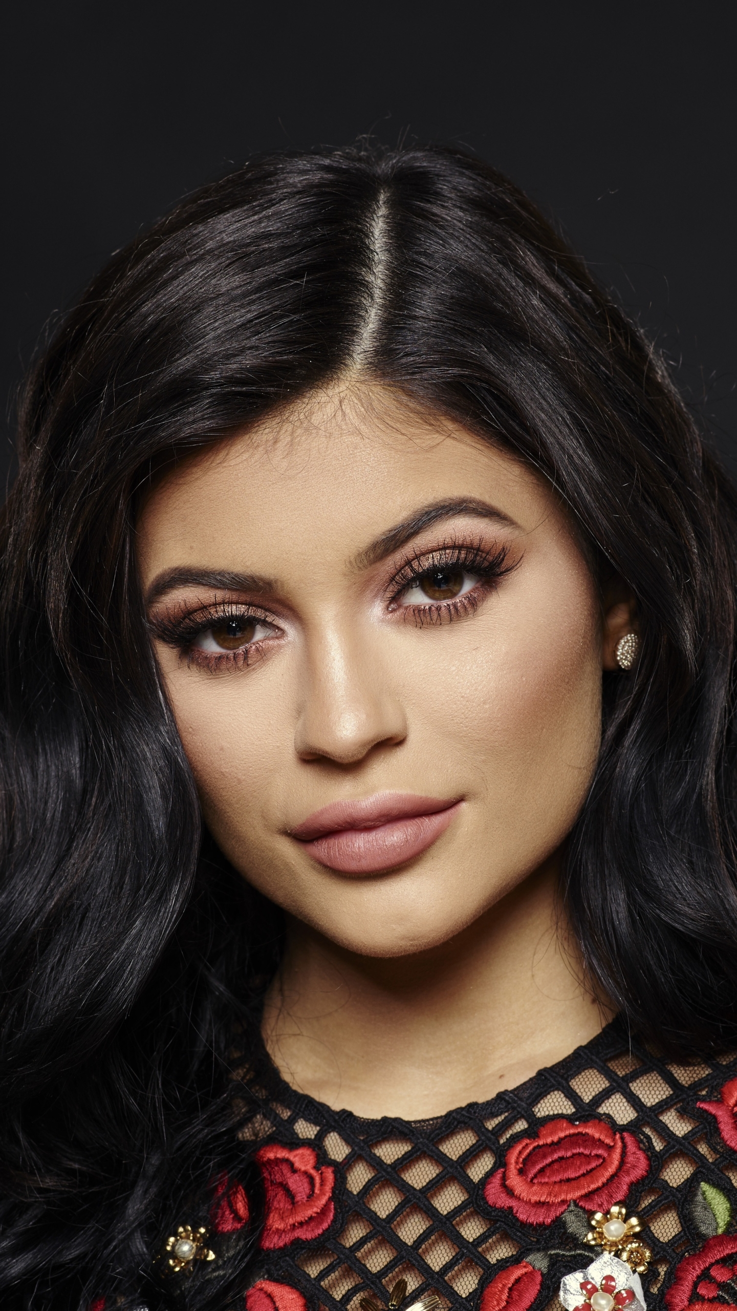 Kylie Jenner Phone Wallpaper