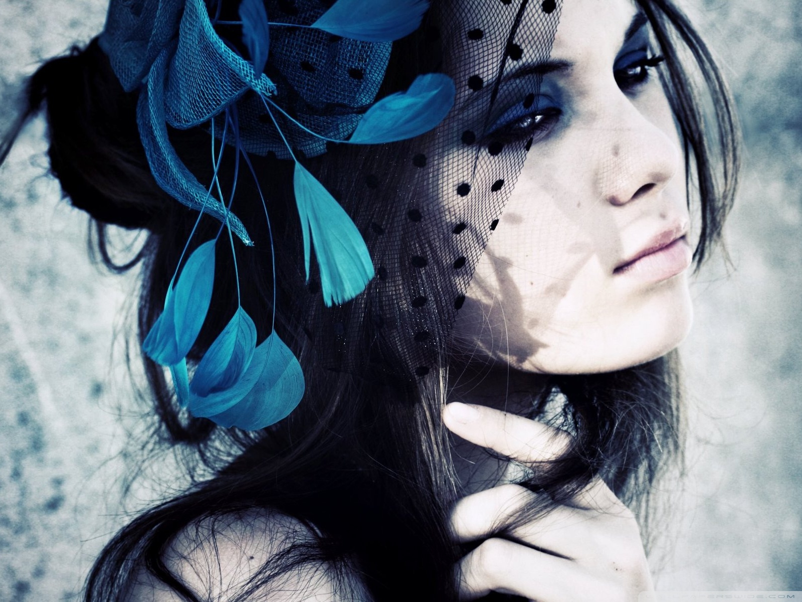 Sad Girl Portrait Ultra HD Desktop