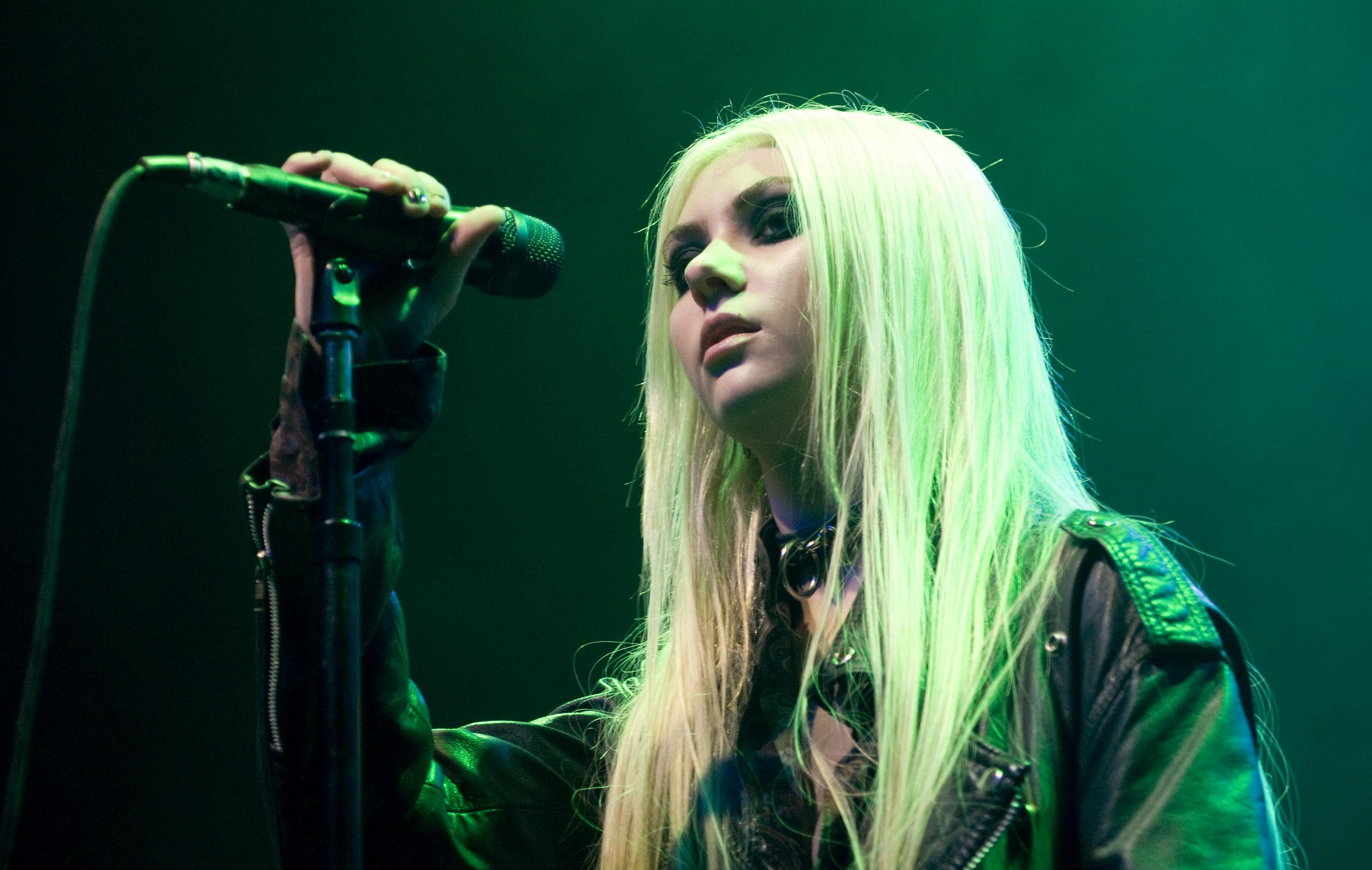 Music Taylor Momsen HD Wallpaper