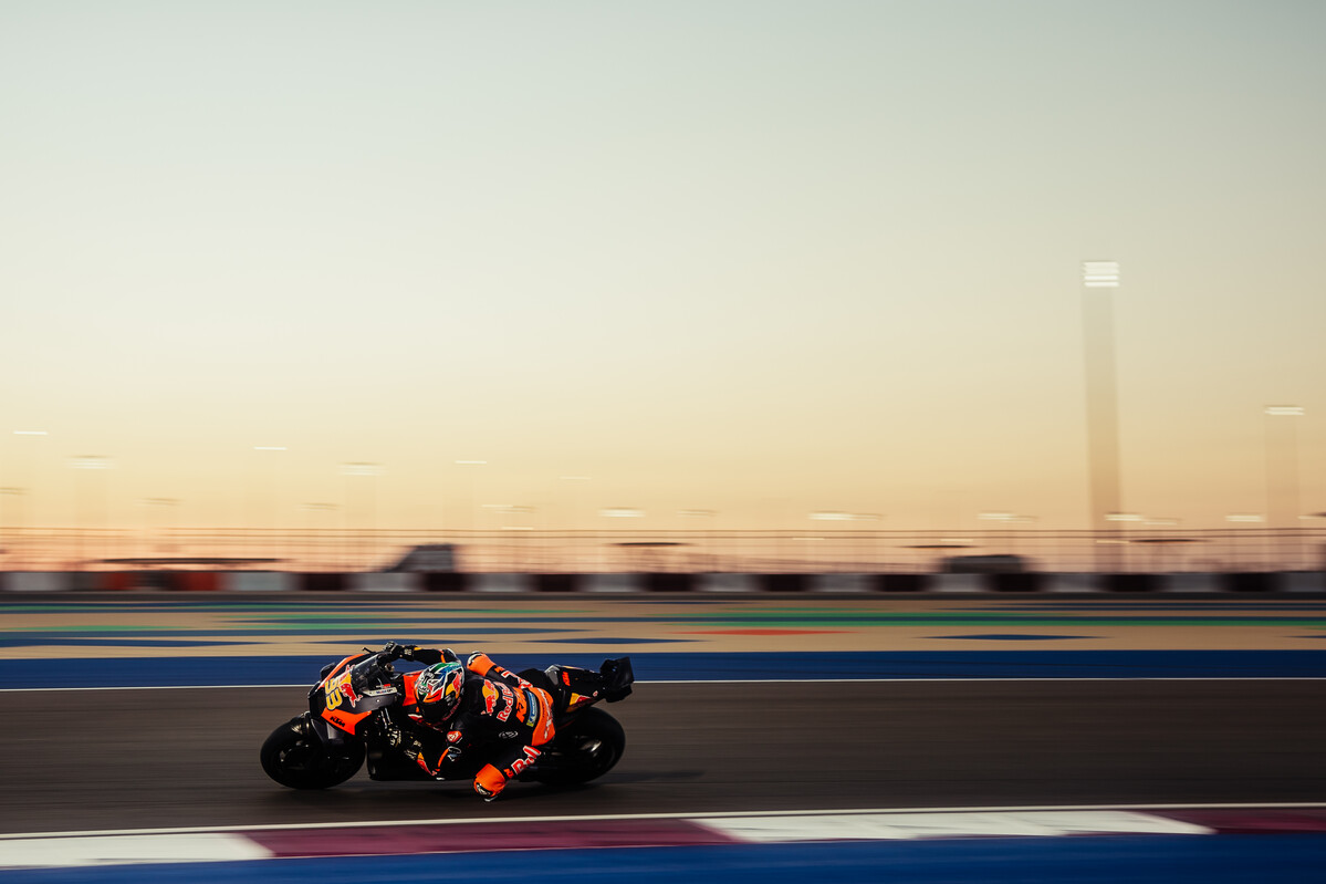 Miller chase the night at Qatar test