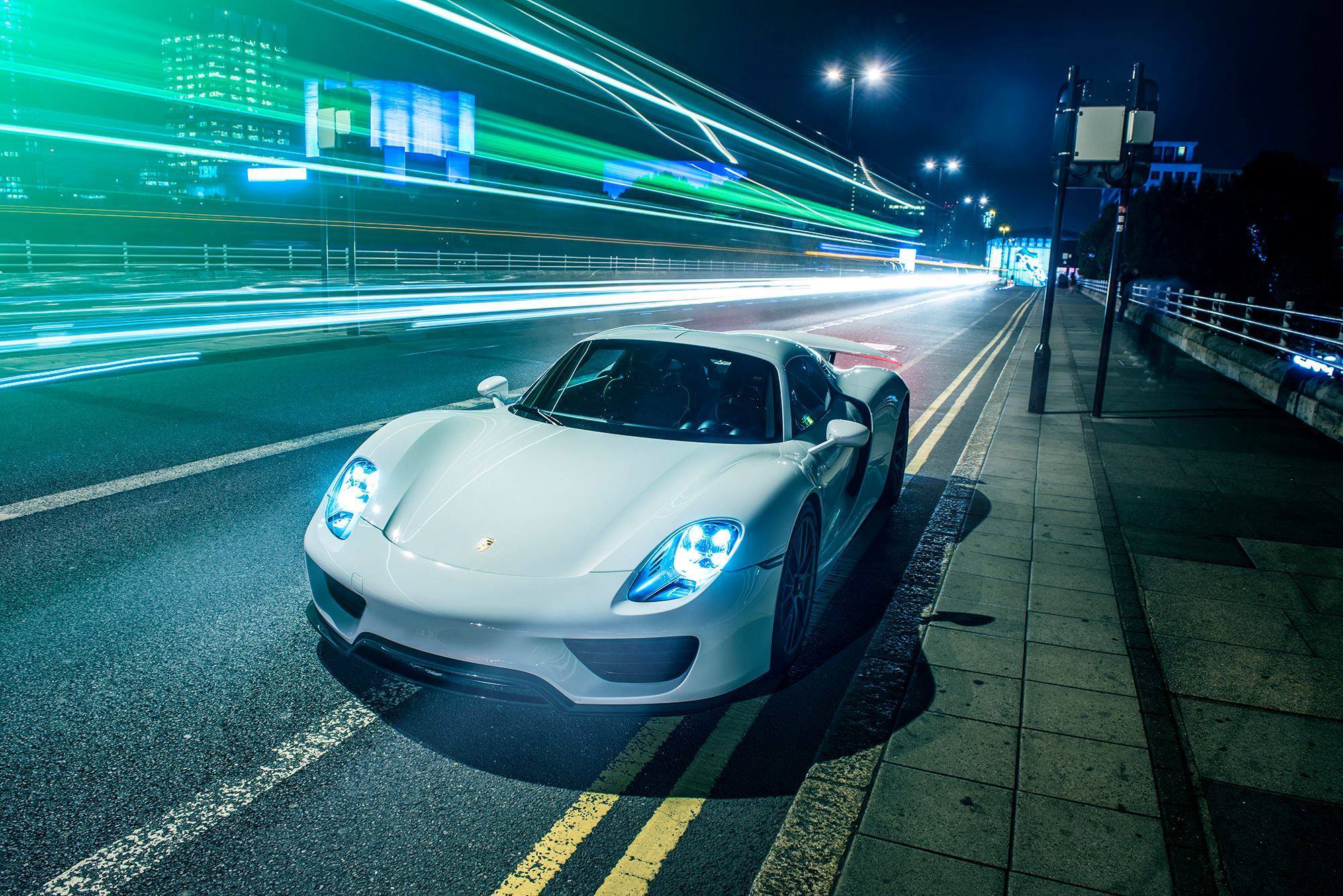 Porsche 918 Spyder Wallpaper