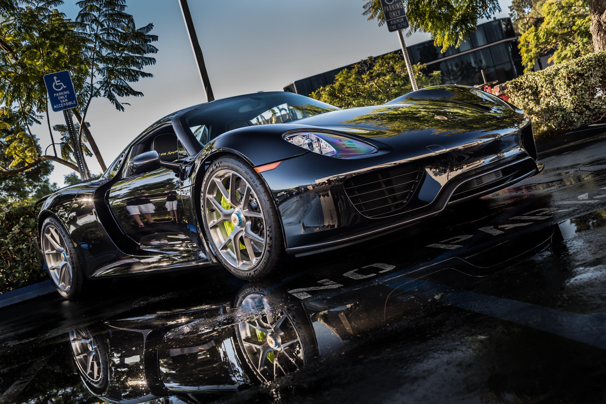 Vehicles Porsche 918 Spyder HD Wallpaper