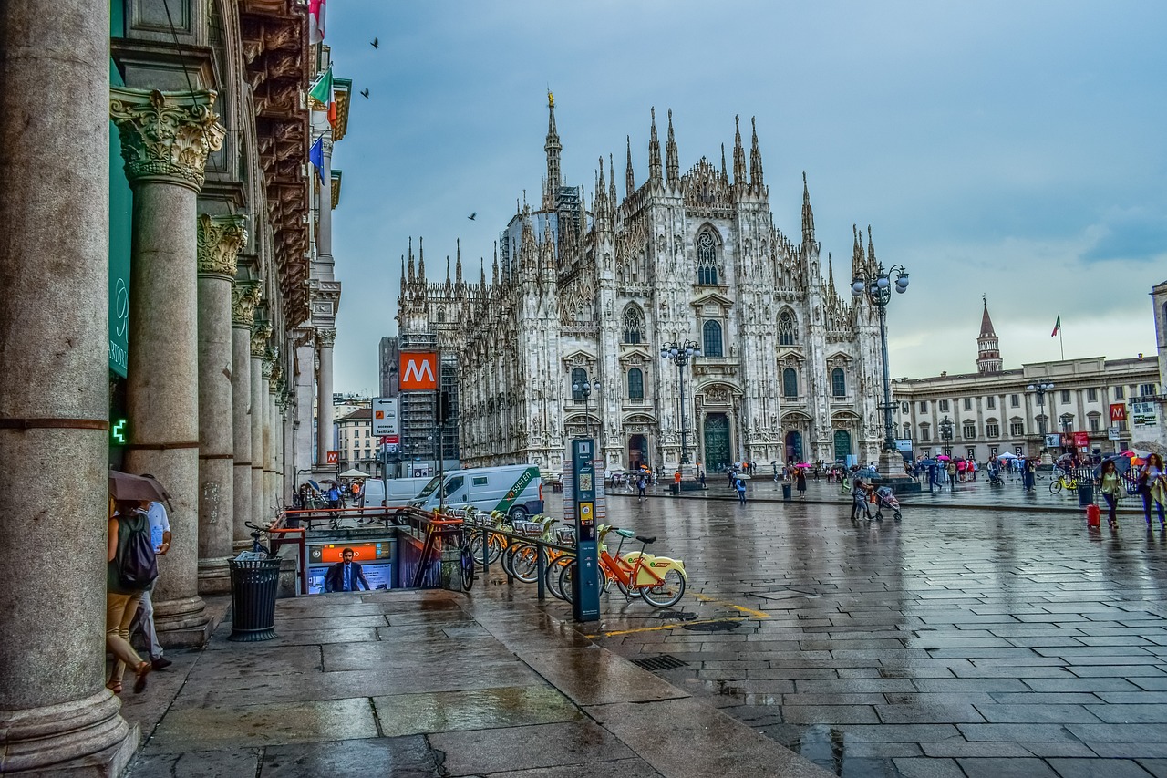 Italy Milano Duomo Square