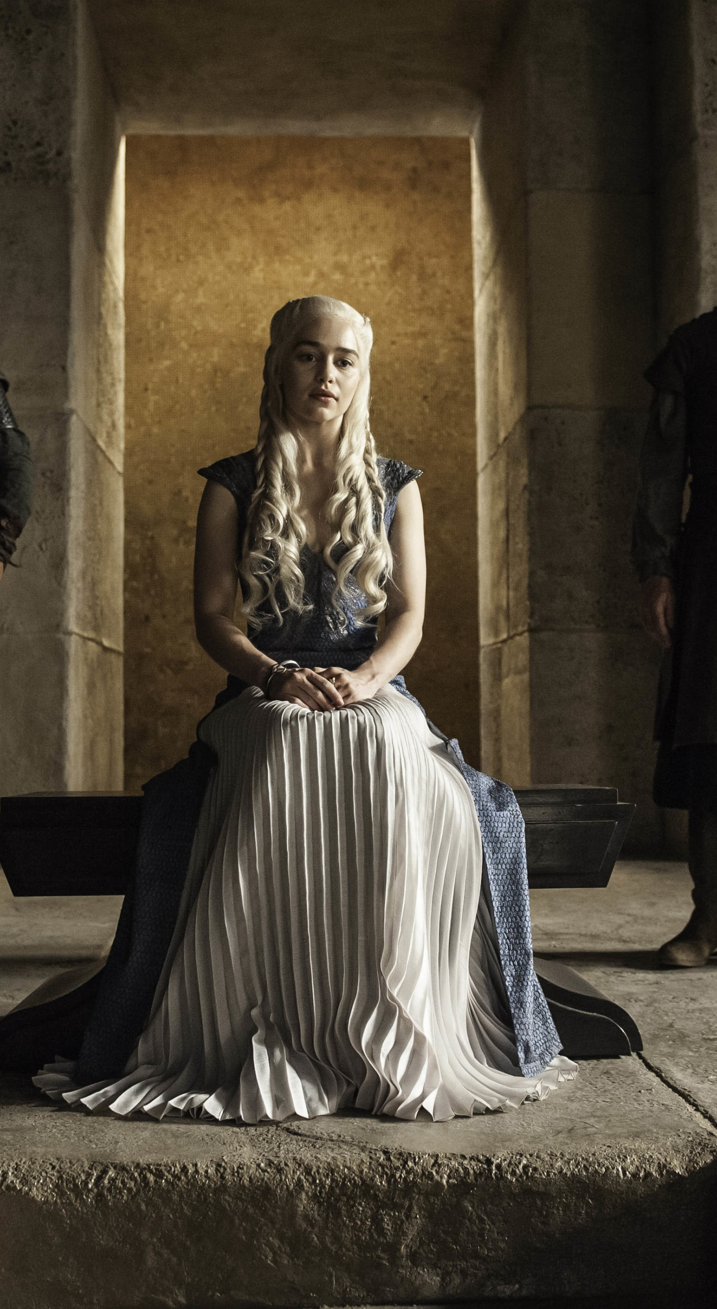 Download wallpaper 1440x2630 daenerys