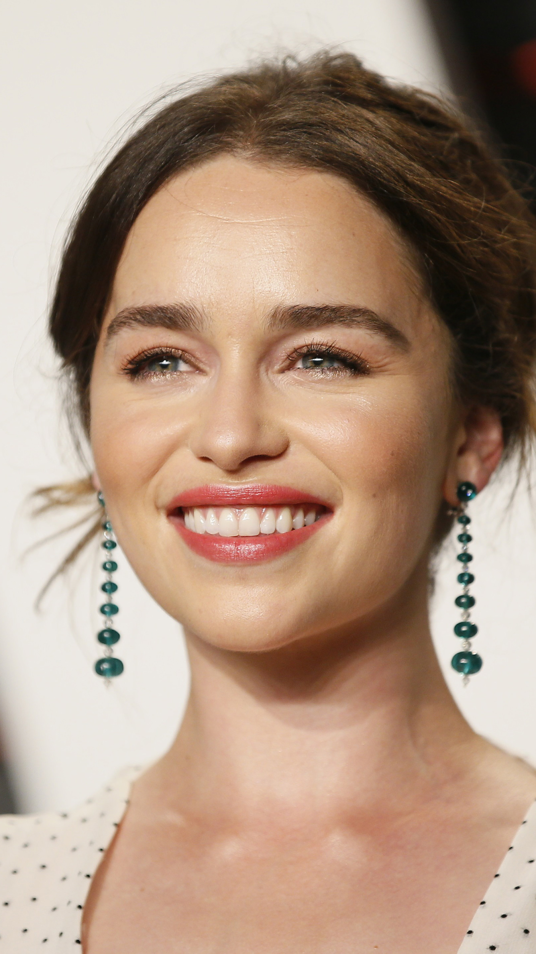 Emilia Clarke Phone Wallpaper