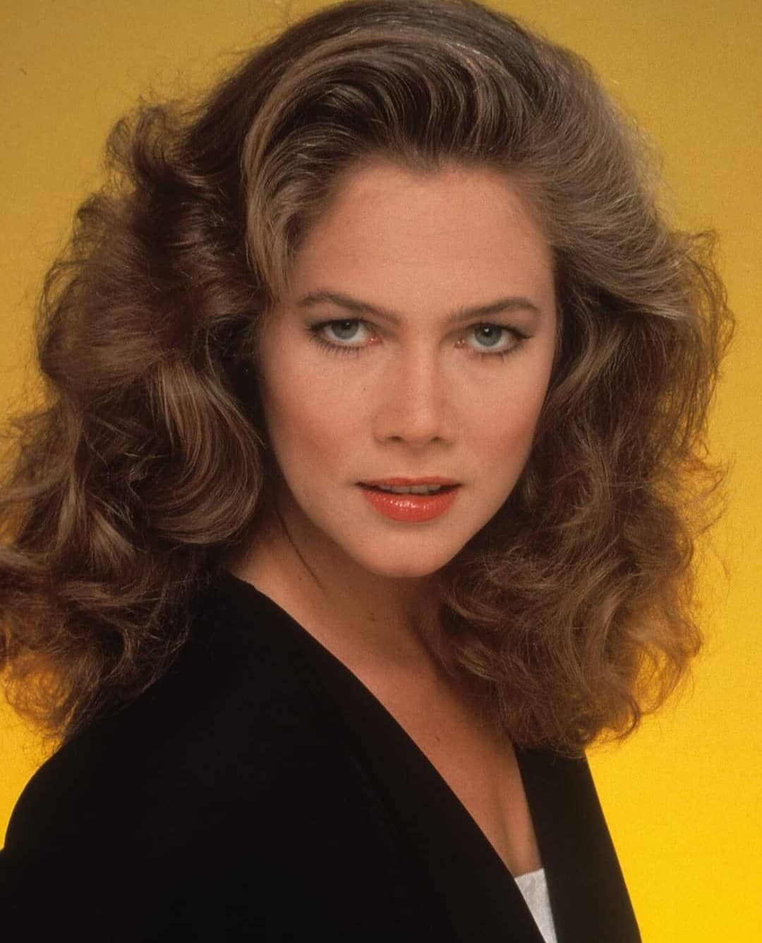 Kathleen Turner Wallpapers - Wallpaper Cave