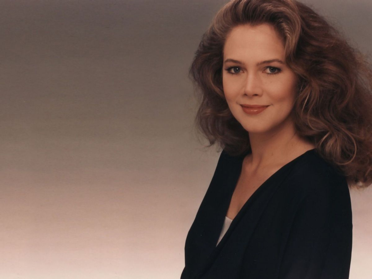 Kathleen Turner.com post