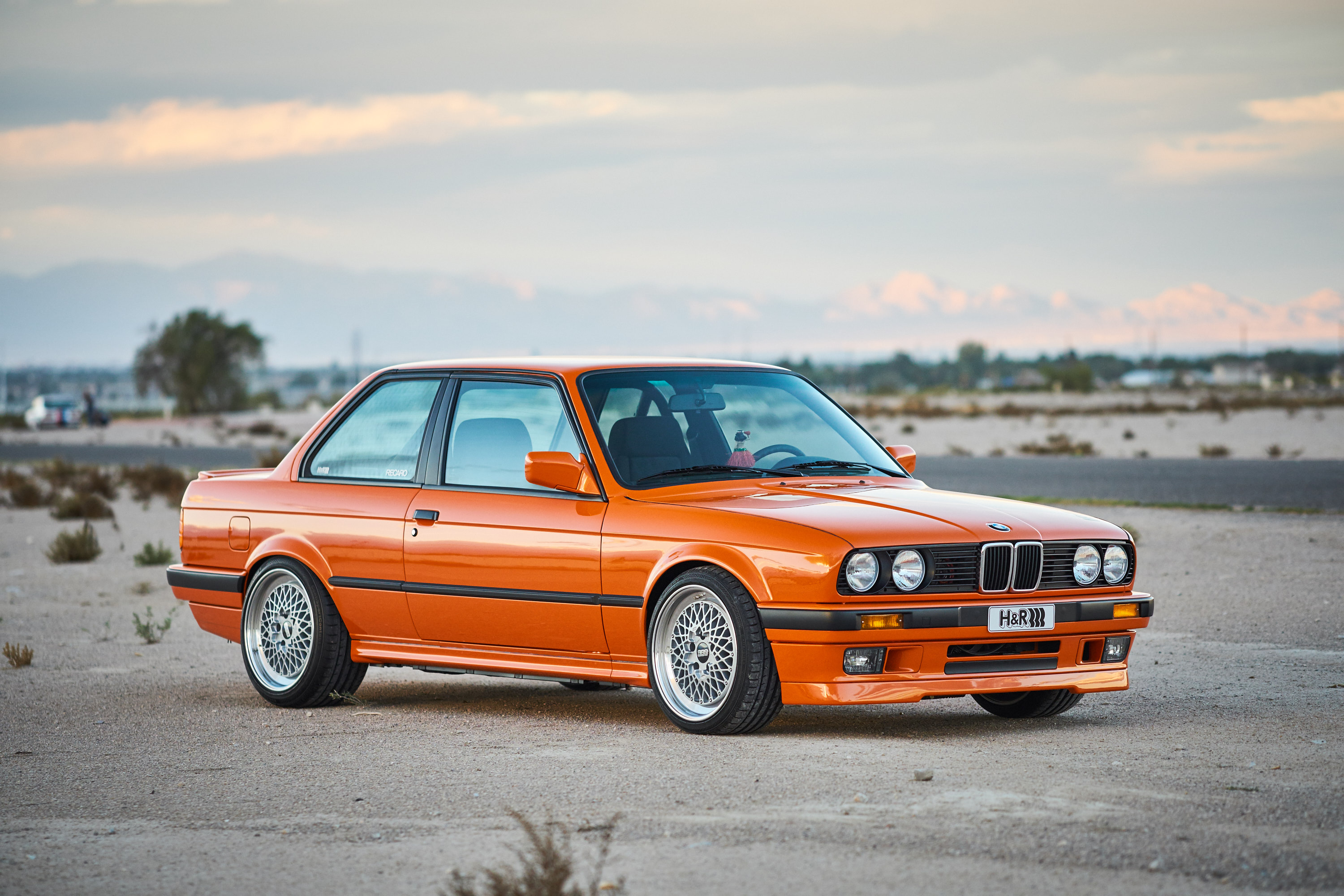 Download Bmw 3 Series wallpaper