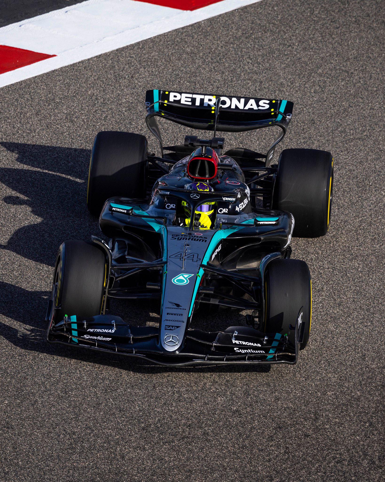 2024 Mercedes W15, Lewis Hamilton 1638